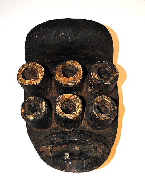 African Mask: Having Six Eyes