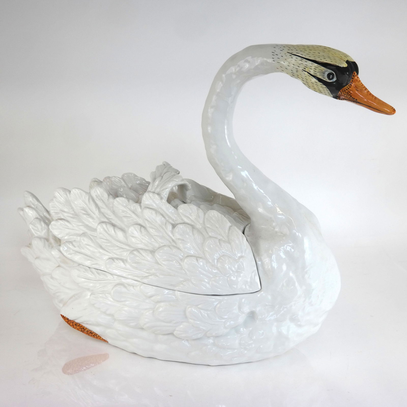 Italian Ceramic Swan-Form Serving Tureen (1 of 9)