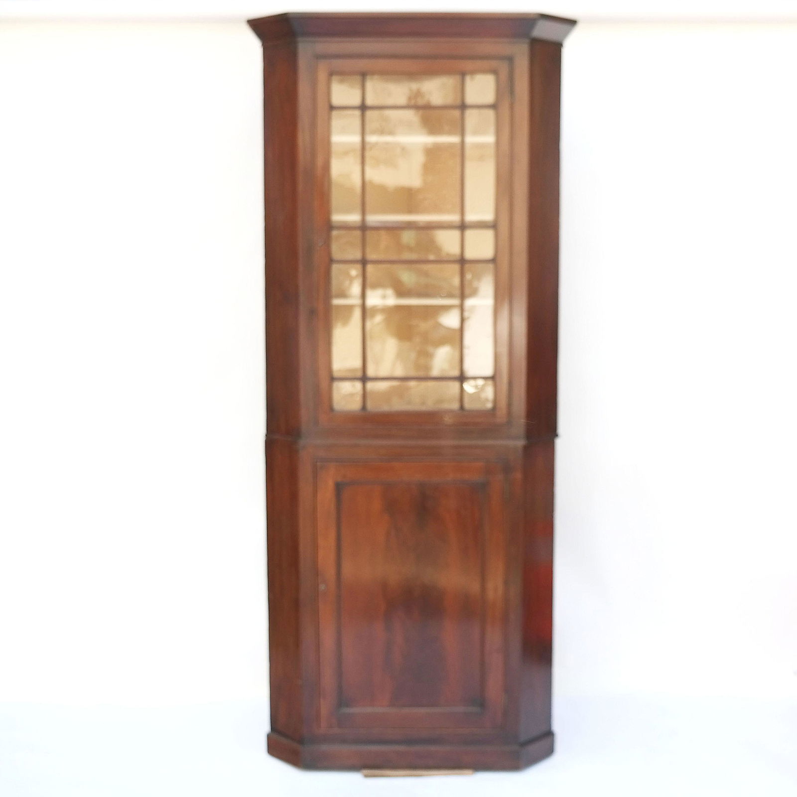 Antique American Two-Part Corner Cabinet (1 of 10)