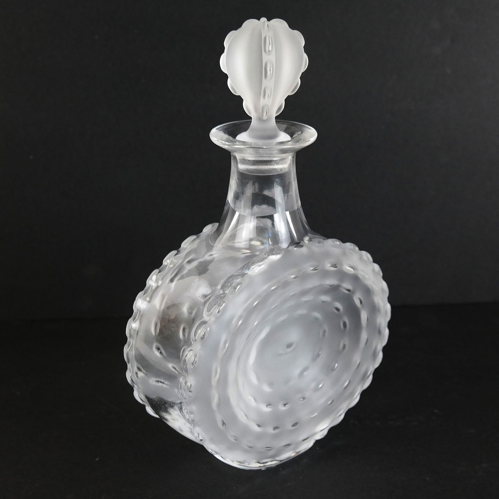 Lalique Clear & Frosted Parme Decanter (1 of 6)