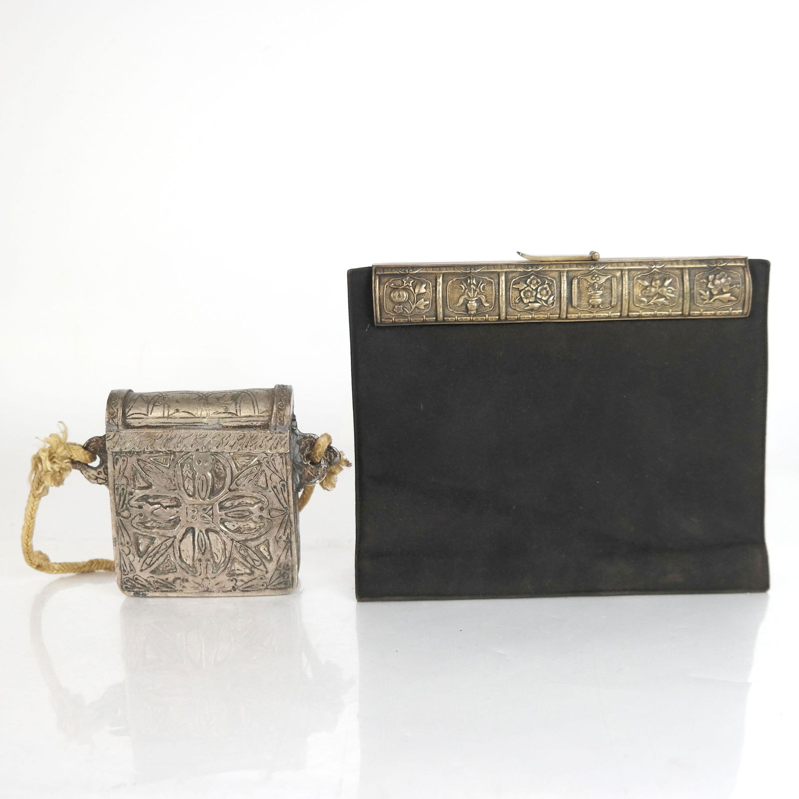 Two Metal Mounted Purses (1 of 14)