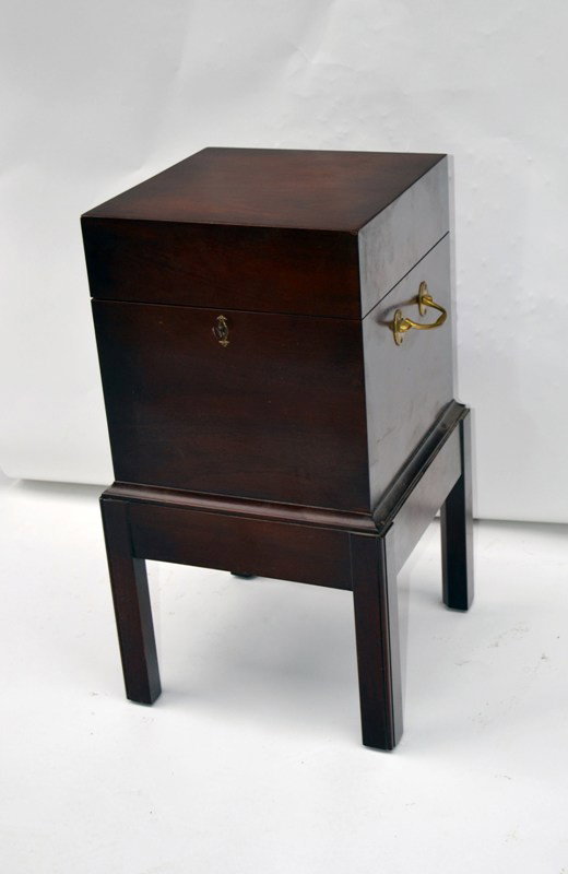 Mahogany Tantless Set - 2