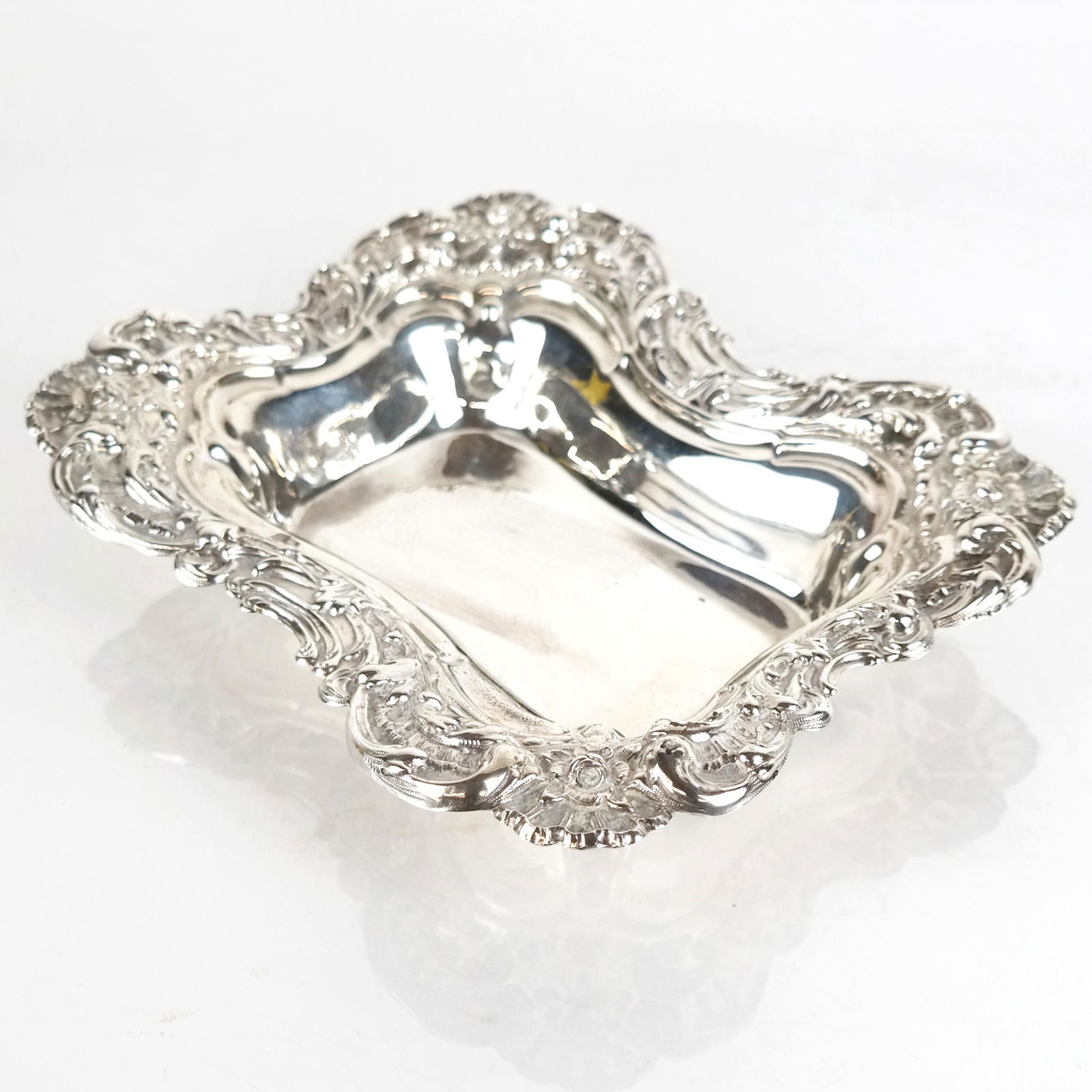 Wallace Sterling Silver Rectangular Dish (1 of 9)