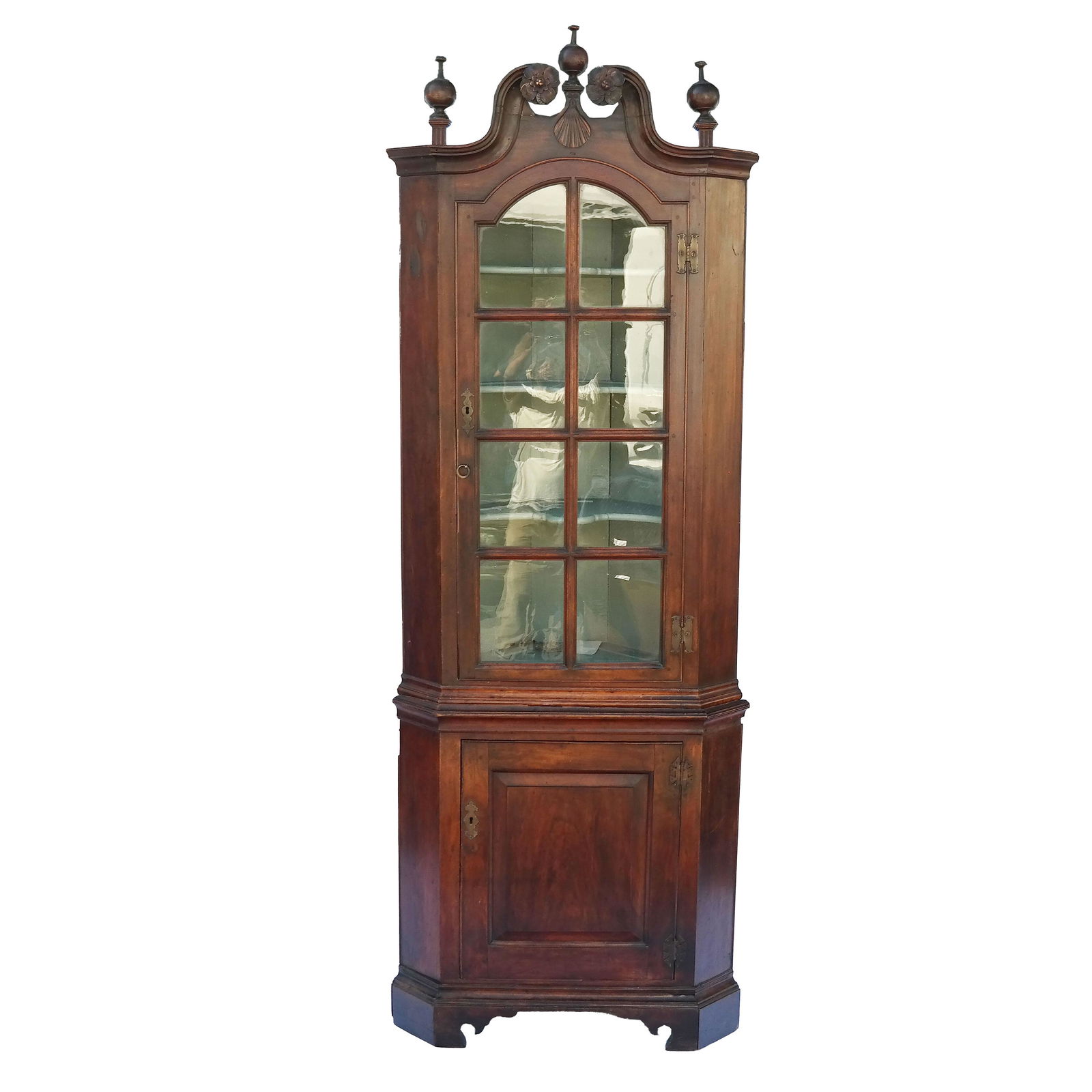 American Carved Corner Cabinet (1 of 12)