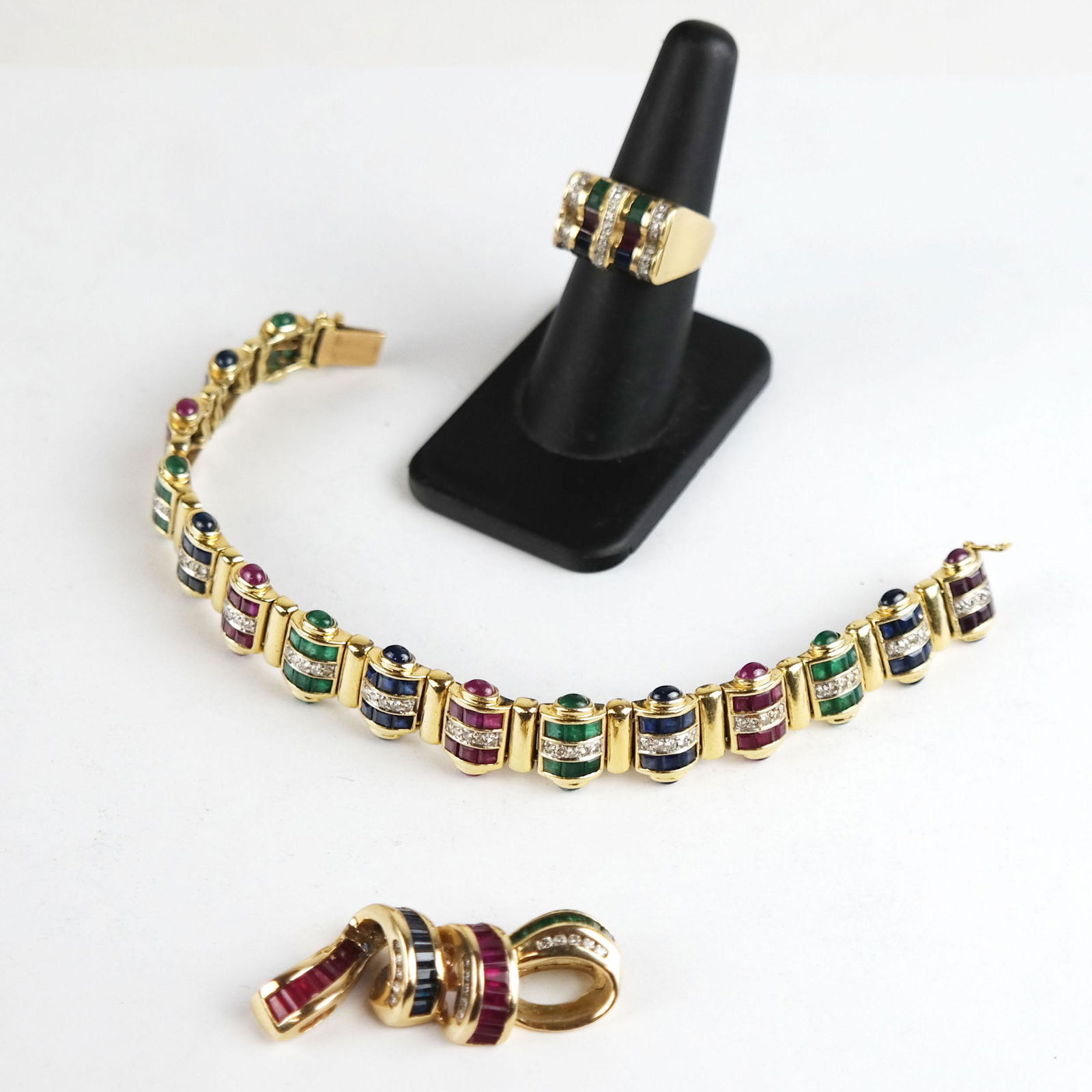 14K Yellow Gold Bracelet, Ring, & Pendant (1 of 20)