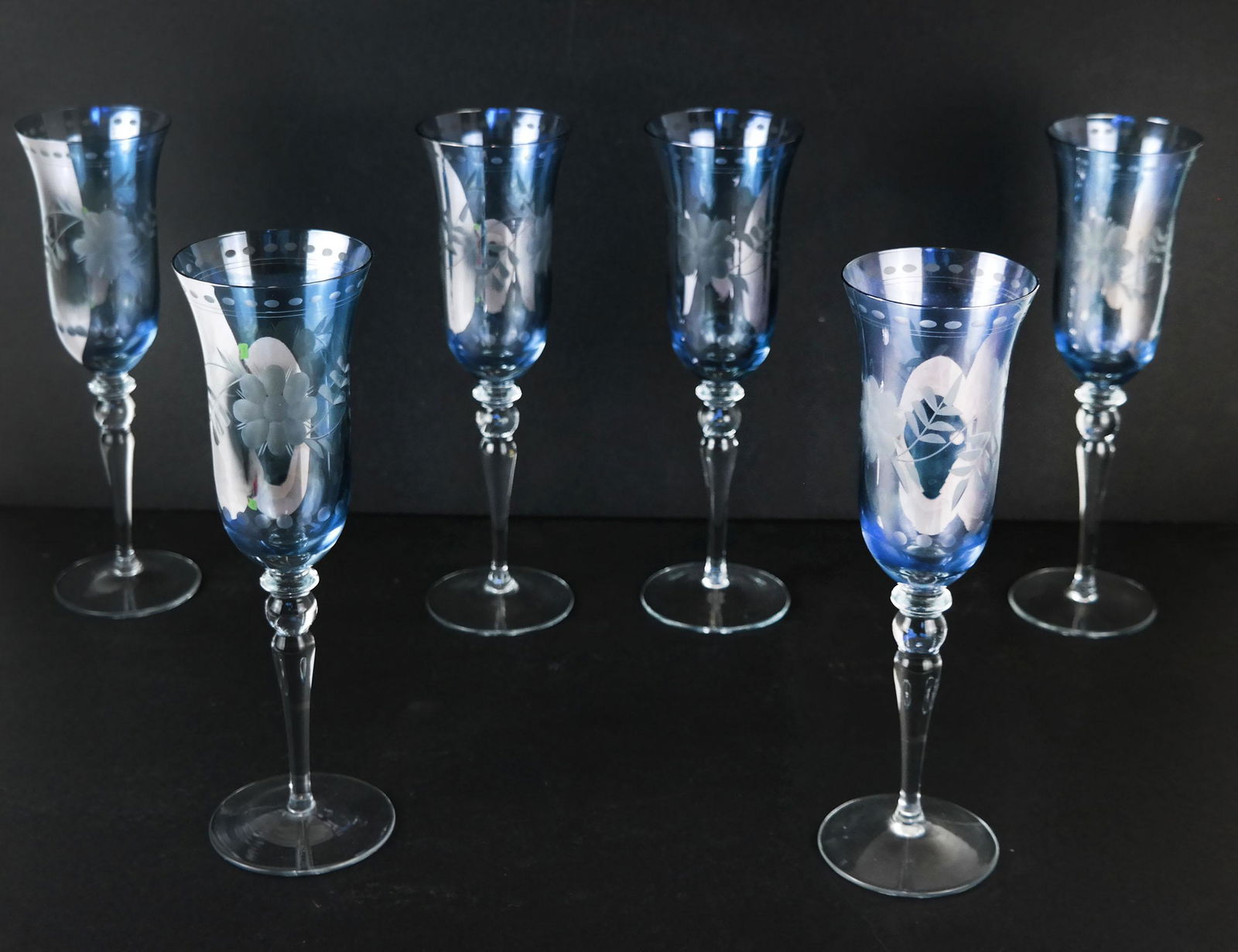 Set of Six Blue to Clear Etched Glass Goblets (1 of 8)