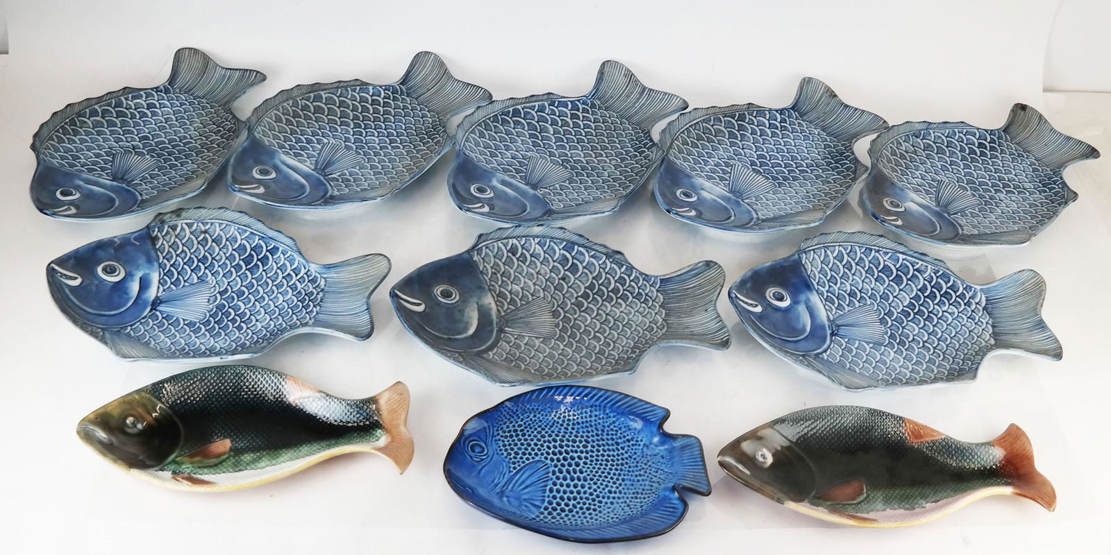 Group of Chinese & Japanese Fish Platters (11) (1 of 12)