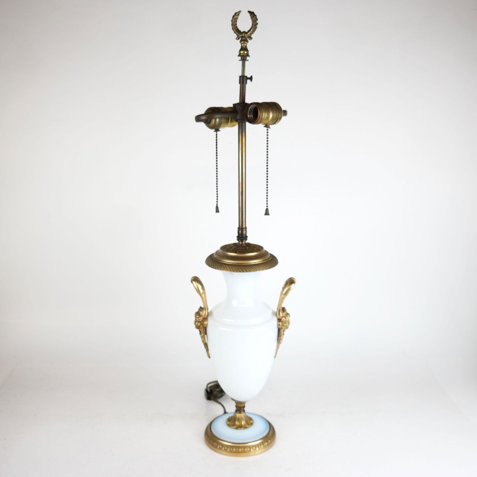 French Opaline & Bronze Table Lamp (1 of 12)