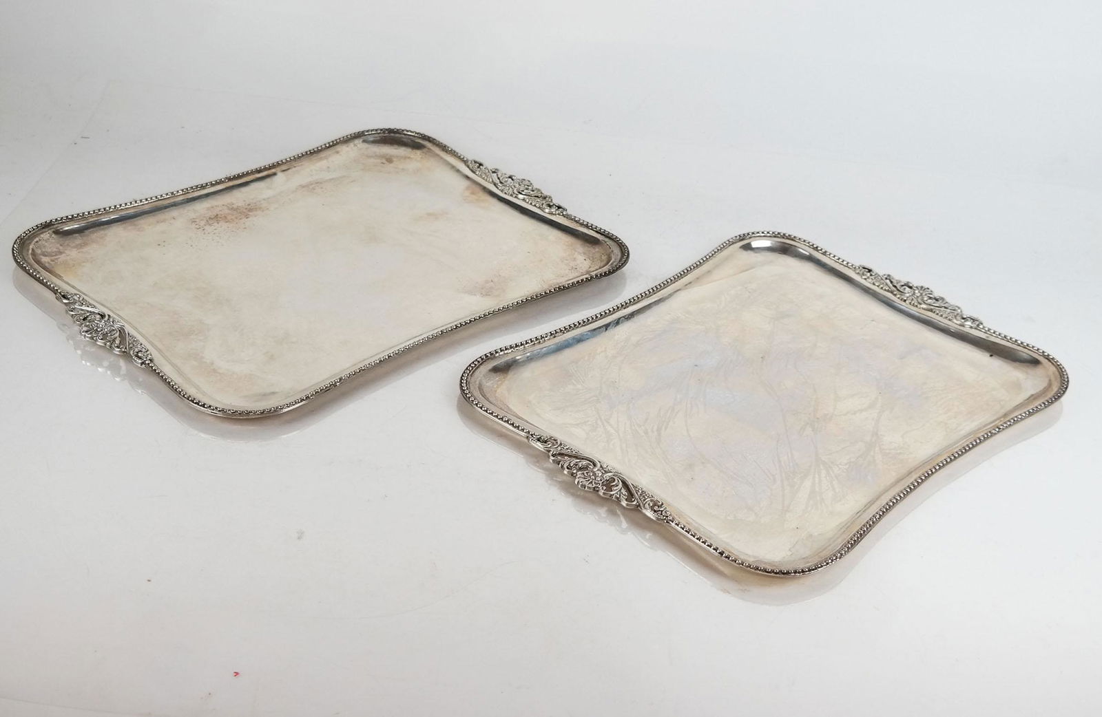 Nest of Two .900 Silver Rectangle Trays (1 of 9)