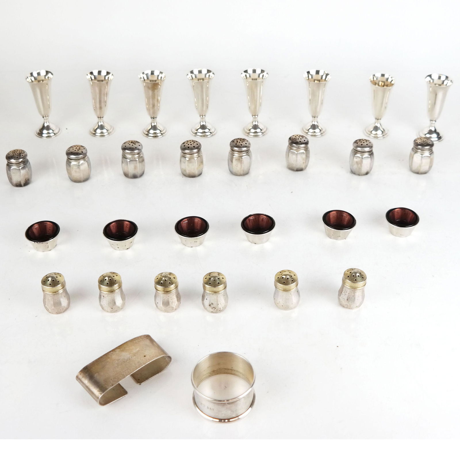 Assorted Sets & Pieces of Small Sterling Articles (1 of 16)