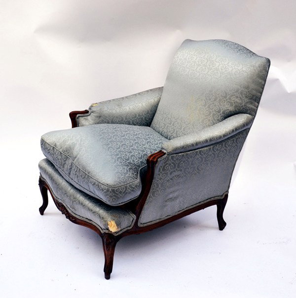 French Provincial Slipper Chair: French Provencial slipper chair. 29.25" W x 38" D x 36.25" H (17" H to seat)