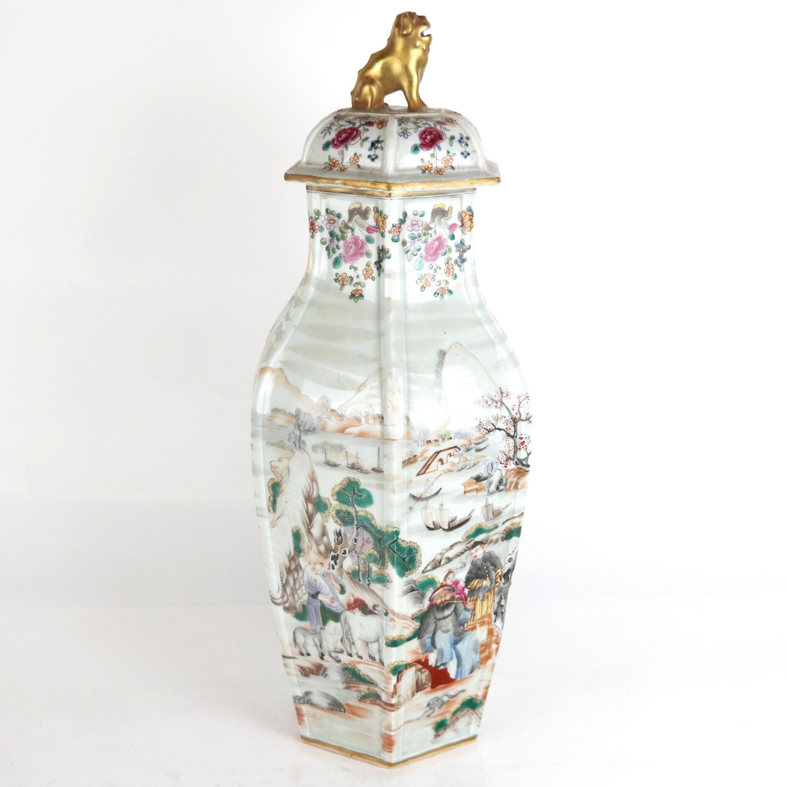 Chinese Export Polychrome Covered Vase (1 of 8)