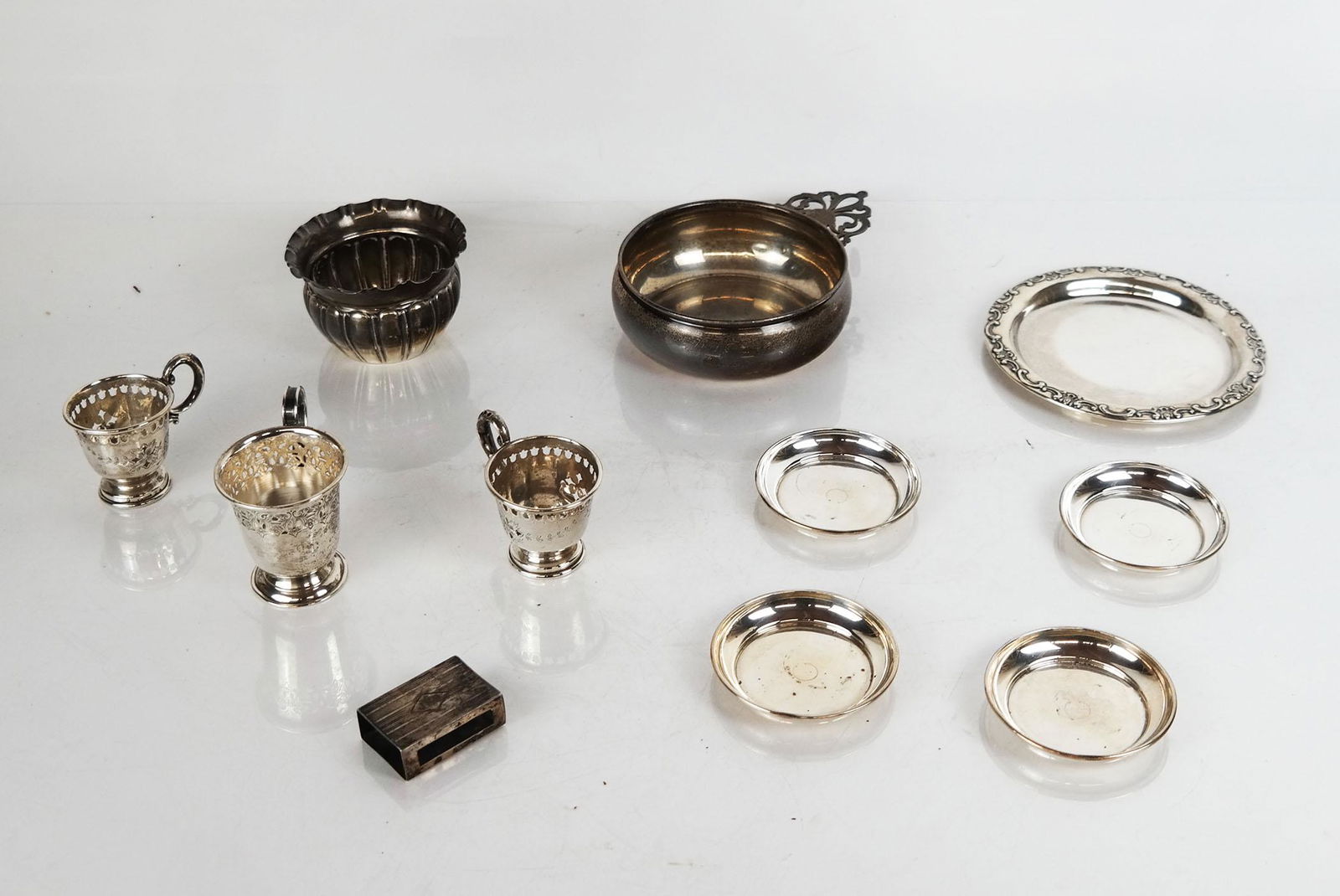 Assorted Sterling Silver Articles (1 of 8)