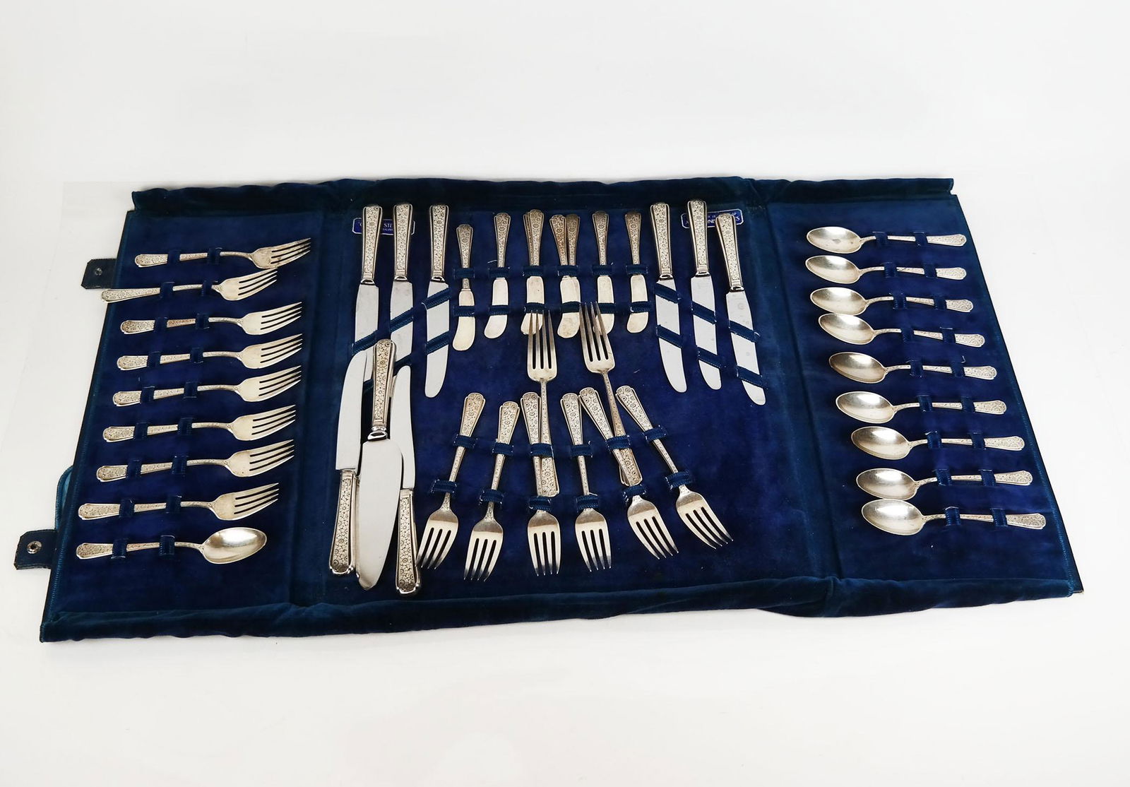 42-Piece Towle Sterling Silver Flatware Set (1 of 16)