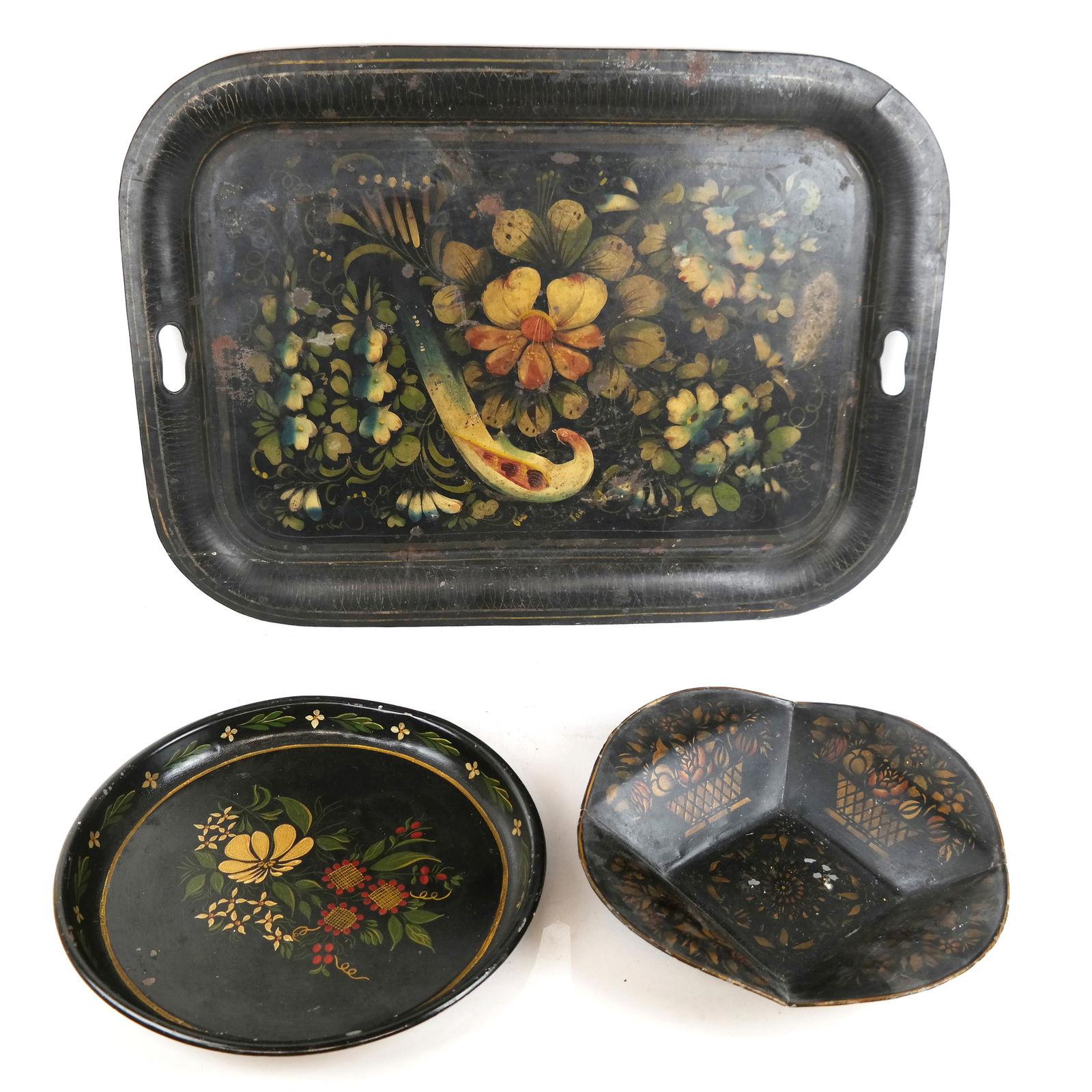 Three American Tole Painted Trays (1 of 7)