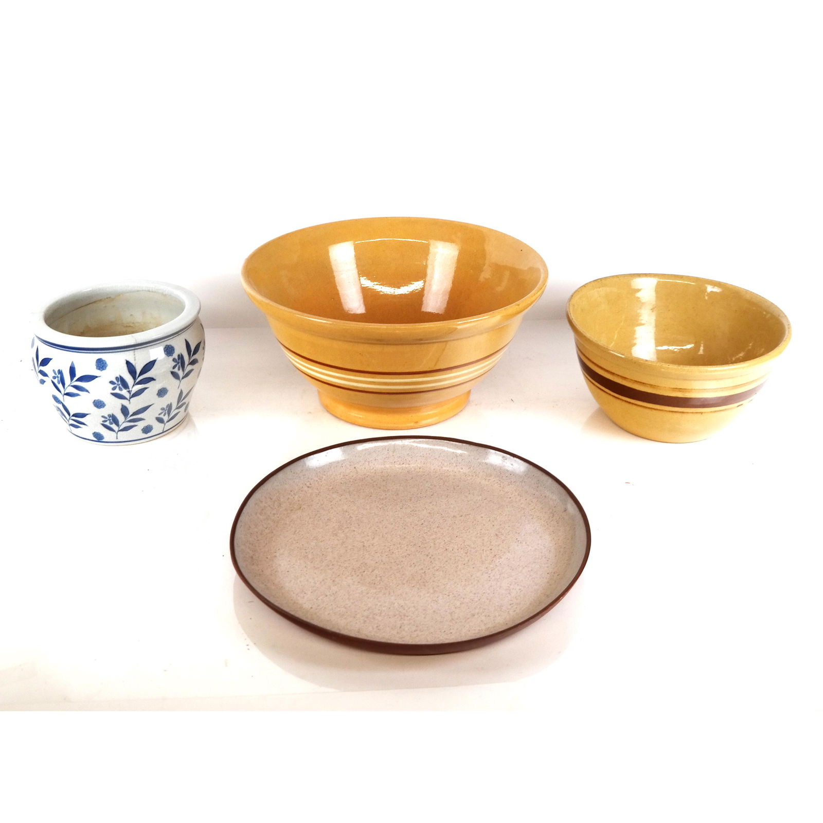 Assembled Group of Ceramic Wares (1 of 12)