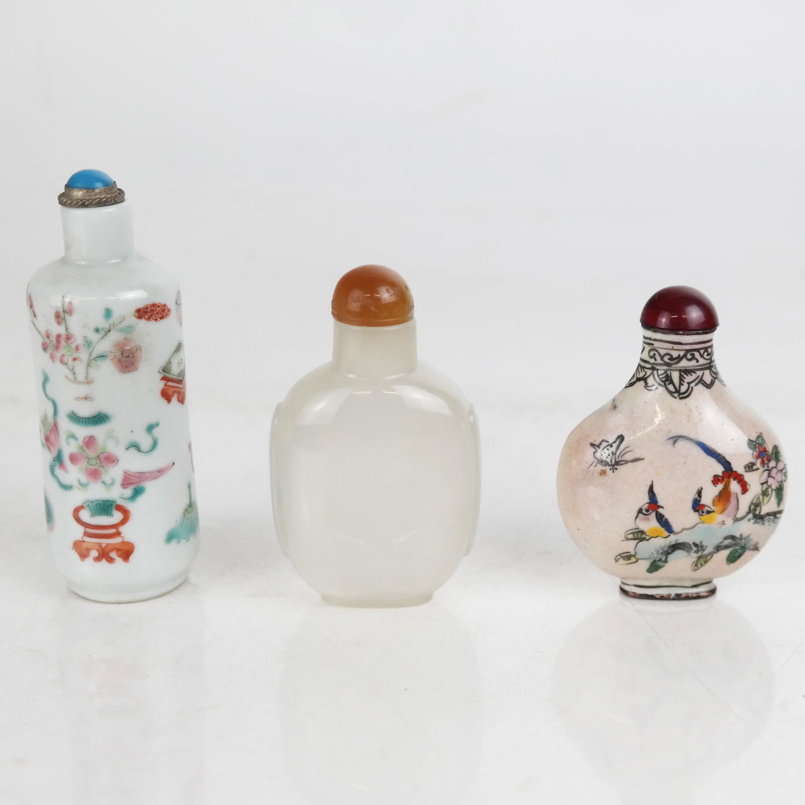 Three Antique Chinese Snuff Bottles (1 of 14)