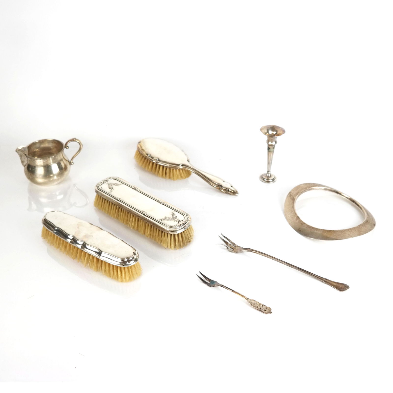 Eight Silver & Silver Mounted Articles (1 of 12)