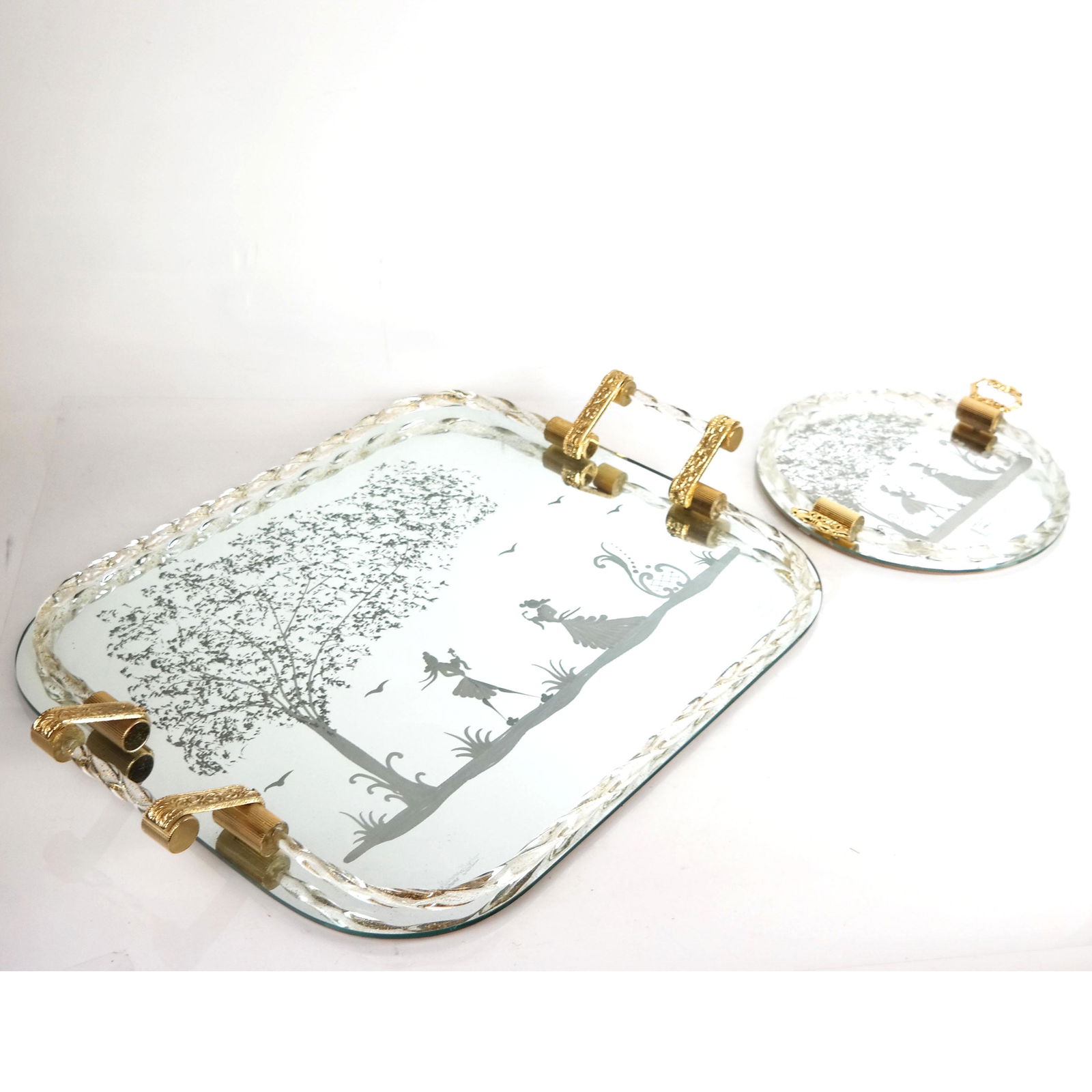 Two Italian Engraved & Silvered Glass Trays (1 of 14)
