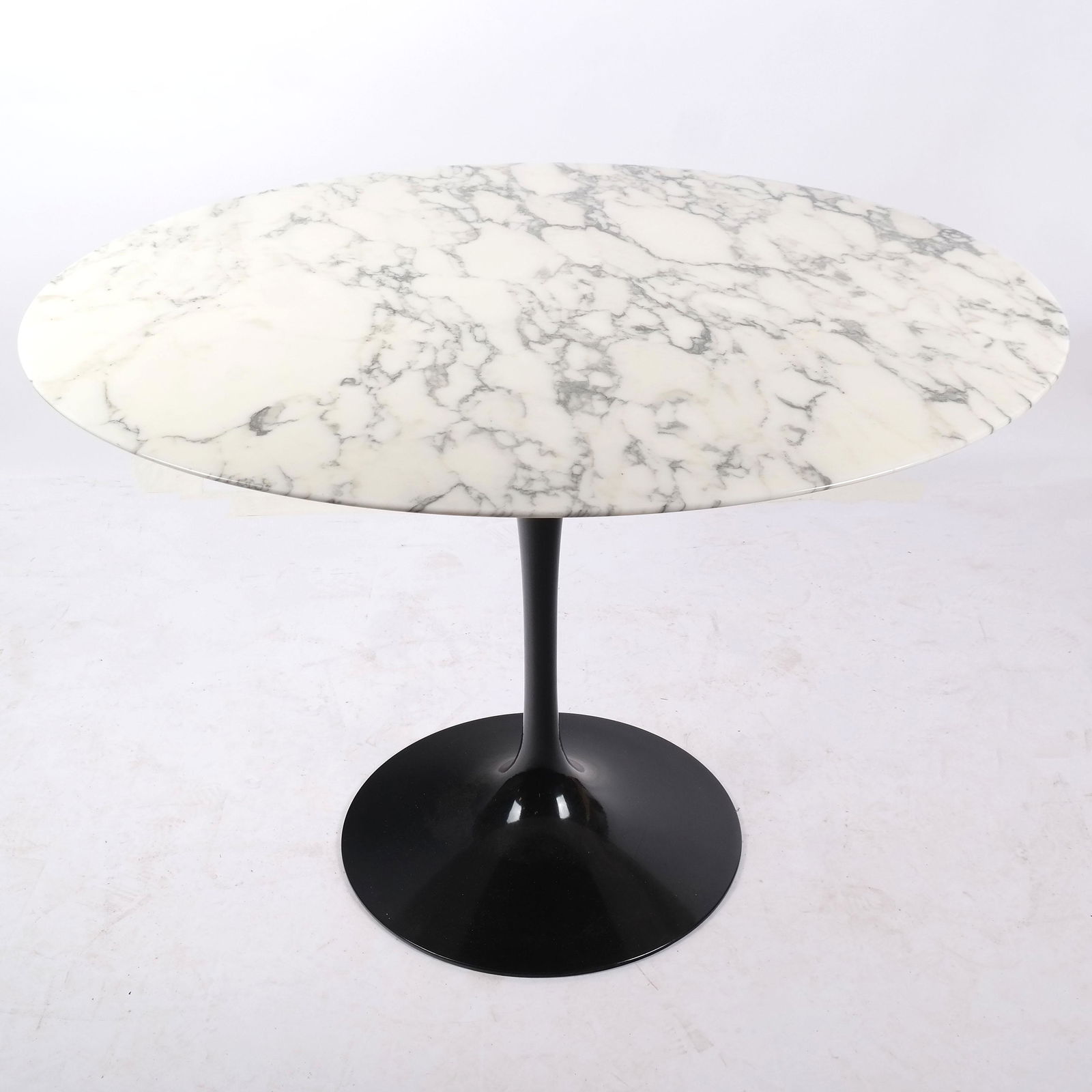 Eero Saarinen for Knoll Studio Tulip Base Table (1 of 13)