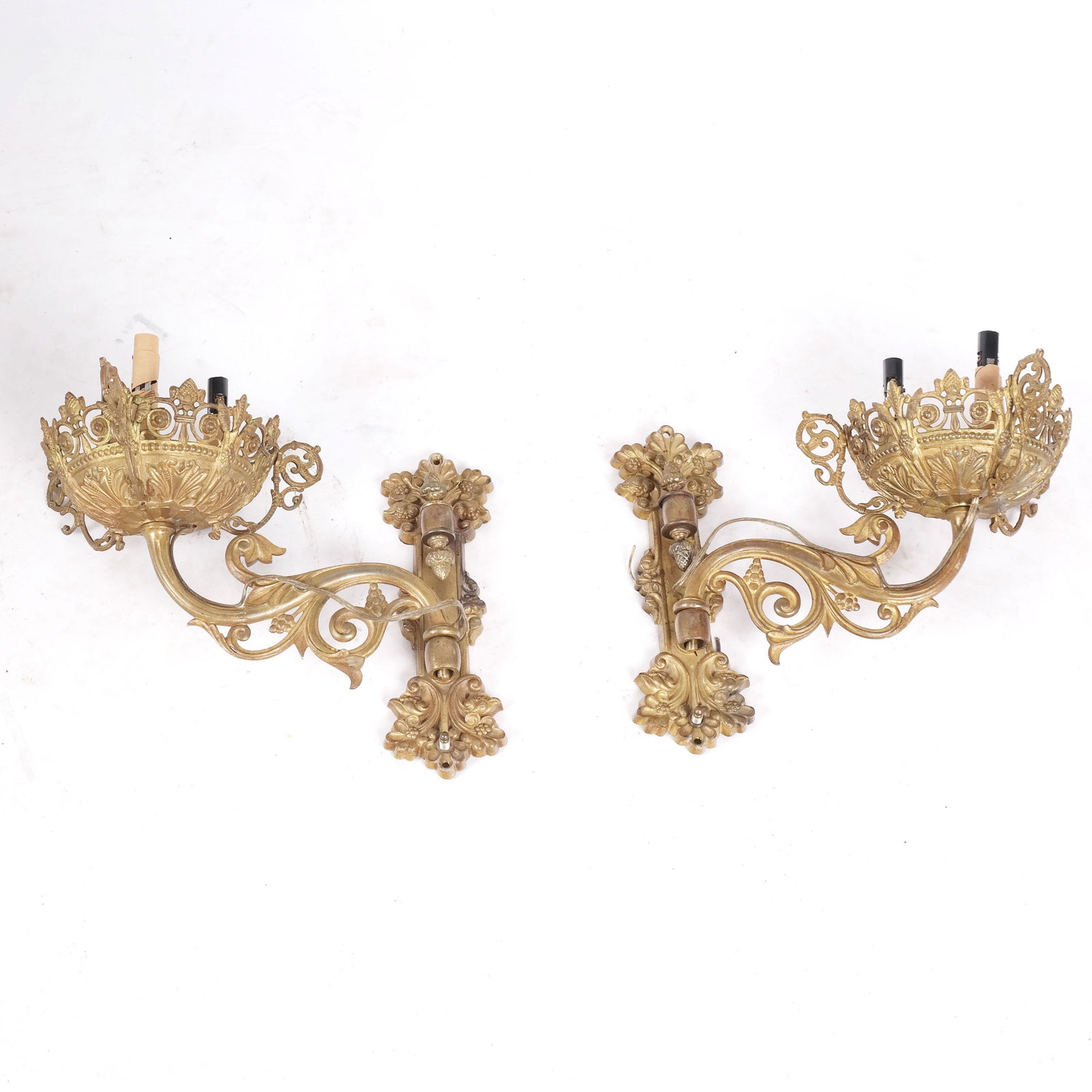 Pair of Rococo Revival Gilt Bronze Sconces (1 of 12)