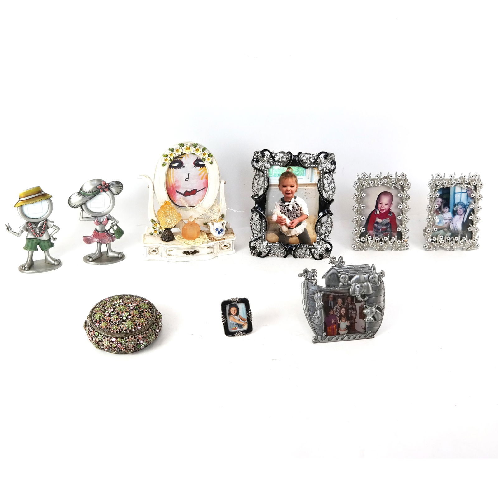 Group of 8 Picture Frames & a Box (1 of 9)