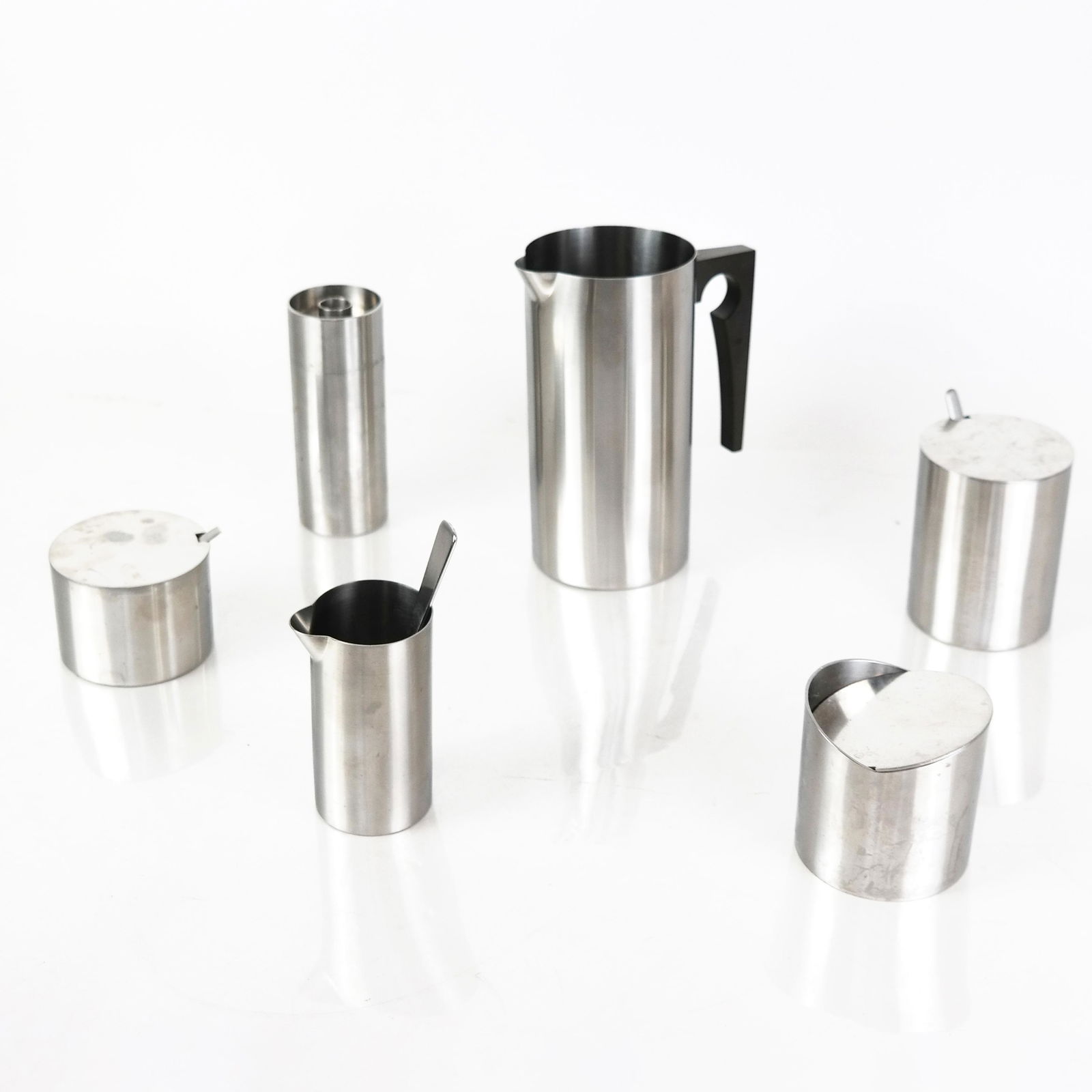 Arne JACOBSEN: Six Stainless Steel Pieces (1 of 7)