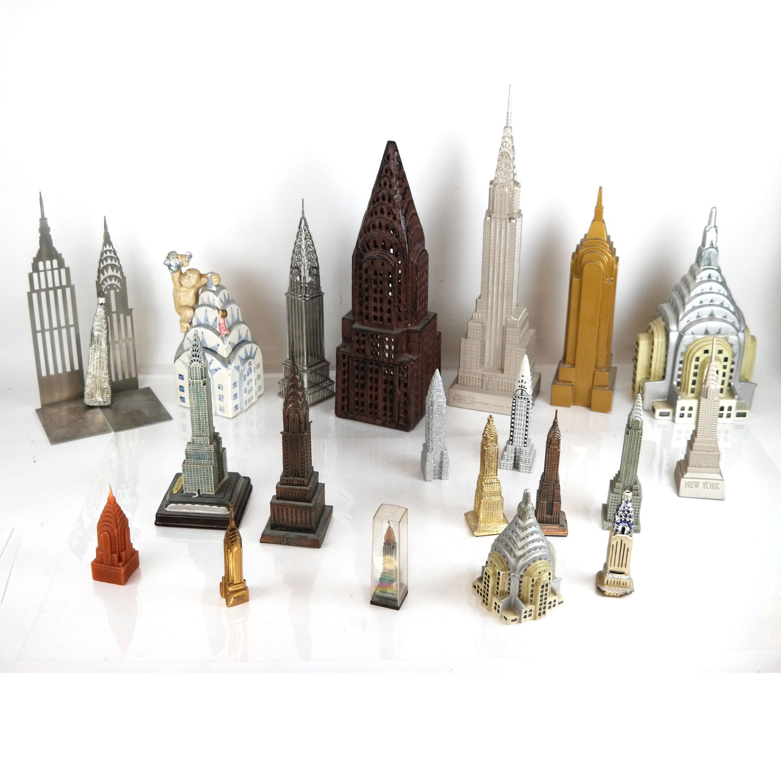 Chrysler & Empire State Building Themed Items (1 of 9)