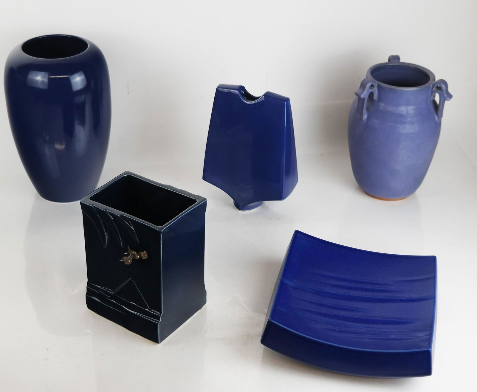 Group of Five Modern Ceramic & Pottery Vessels (1 of 15)