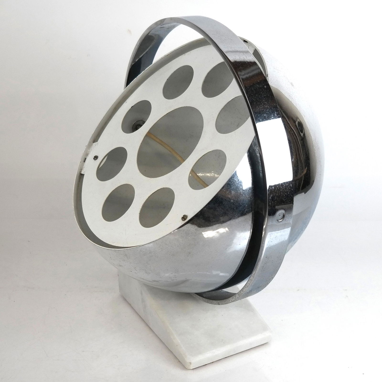 Mid-Century Chrome Table Lamp (1 of 8)