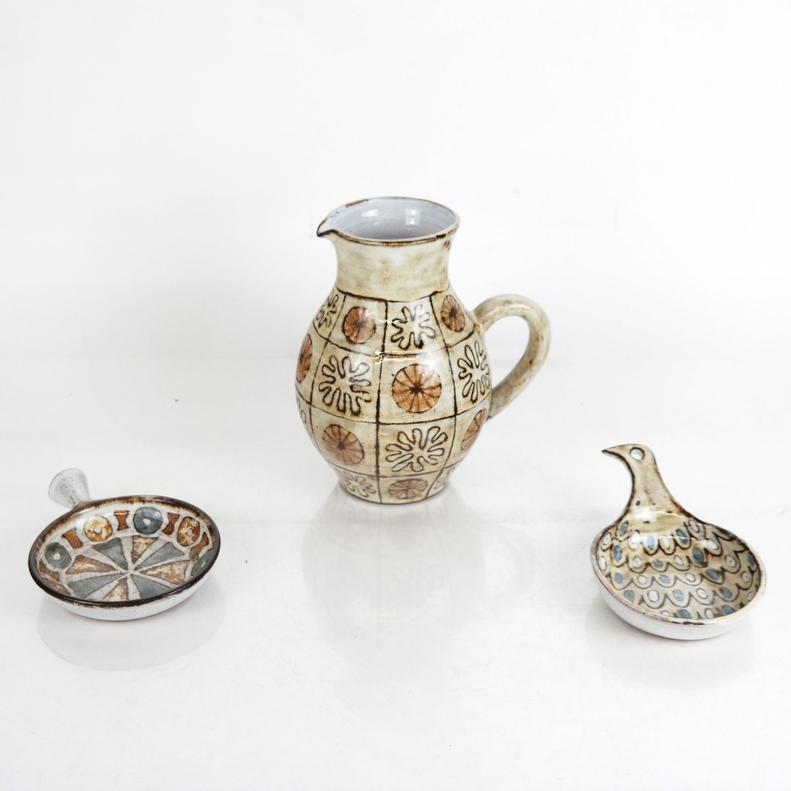 Vallauris Pottery Including a Jug & Two Trays (1 of 12)