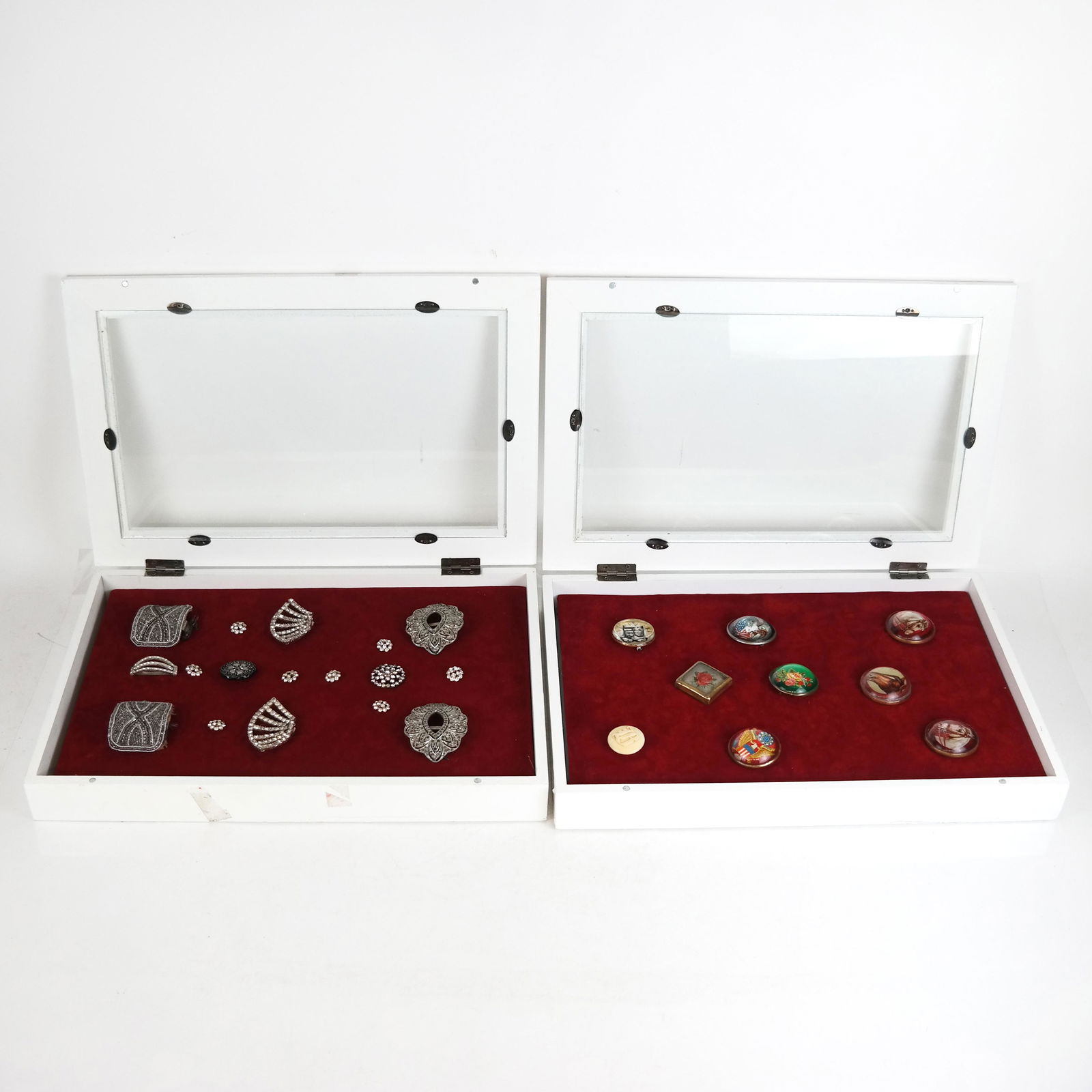 Pair of Decorative Table or Hanging Display Cases (1 of 15)