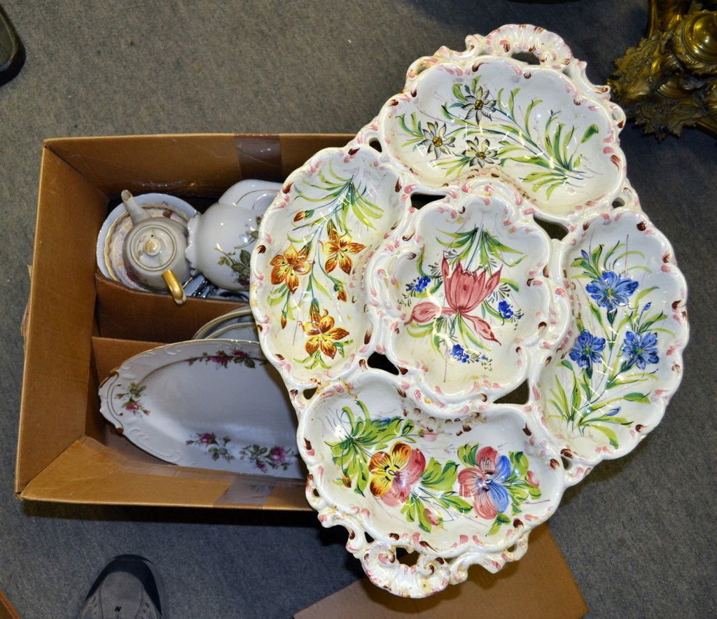 Japanese Porcelain Dessert Service & Others (40+): Partial Japanese porcelain dessert service for six (cake plates, finger bowls, tea pot, etc...) accompanied by other assorted porcelain table articles and a large Italian ceramic S bowl center piece t