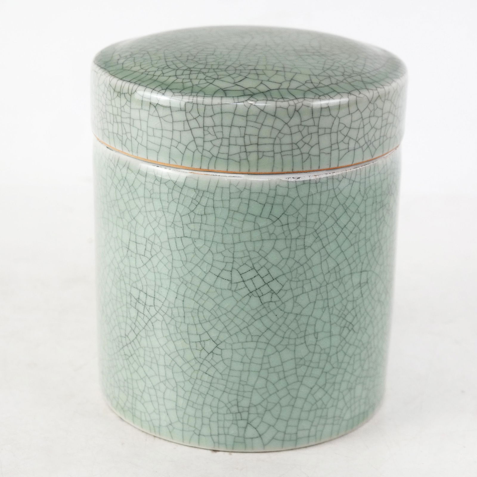 Chinese Celadon Crackle Glazed Jar (1 of 7)