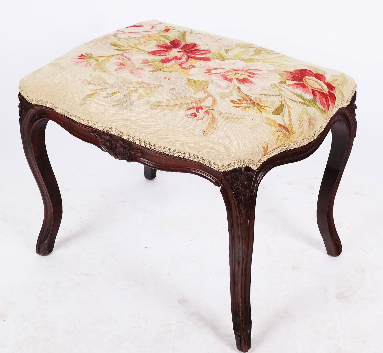 French Victorian-Style Bench (1 of 5)