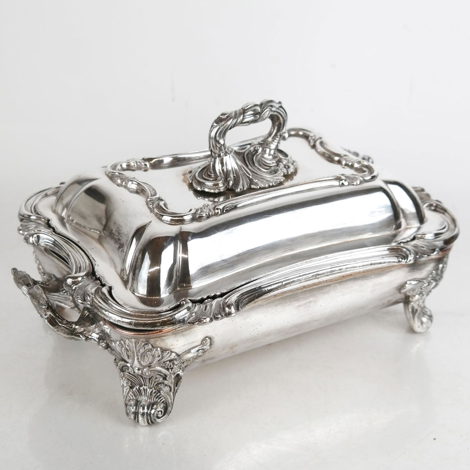 Baroque-Style Silver Plate Serving Dish & Cover (1 of 8)