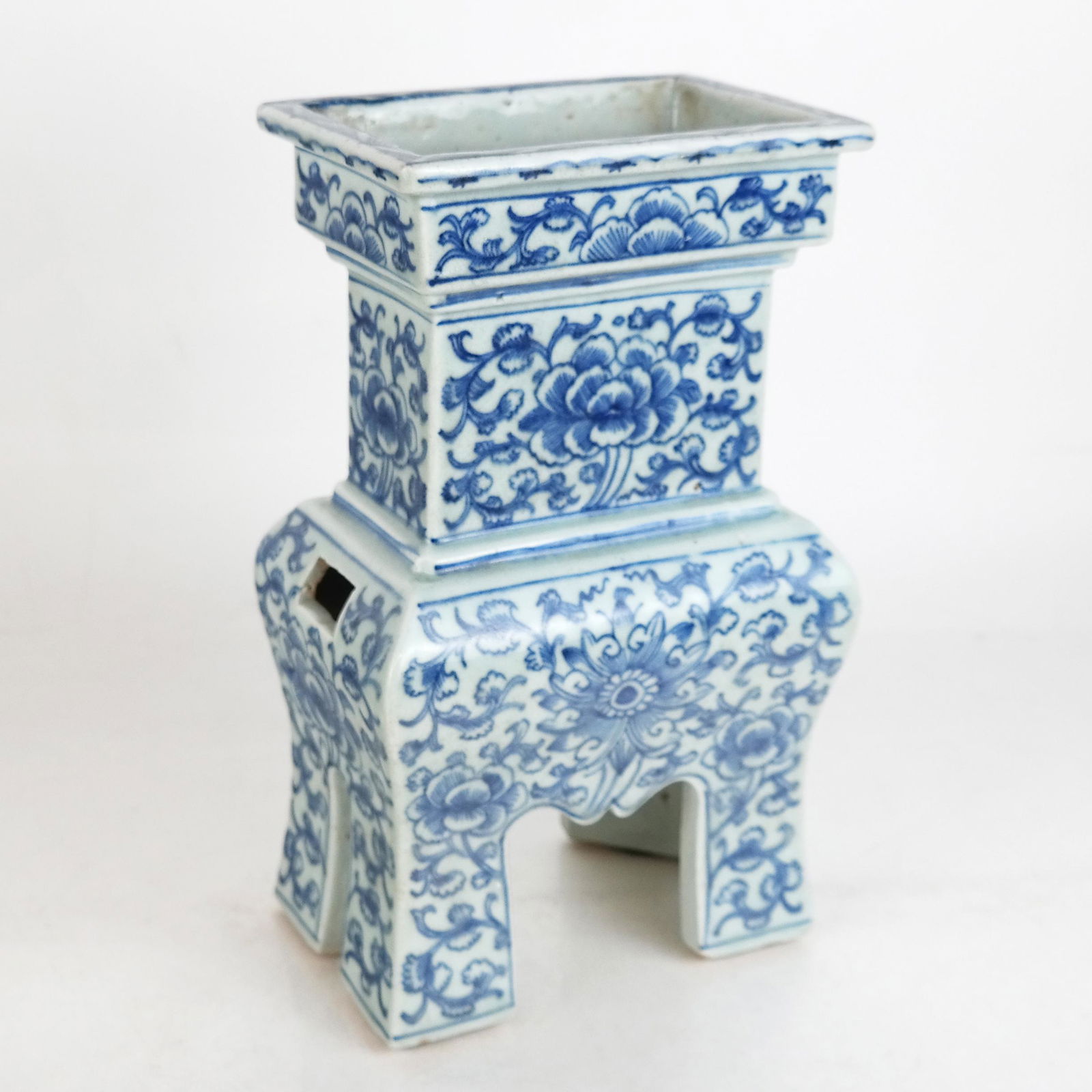 Blue & White Oriental Censer (1 of 9)