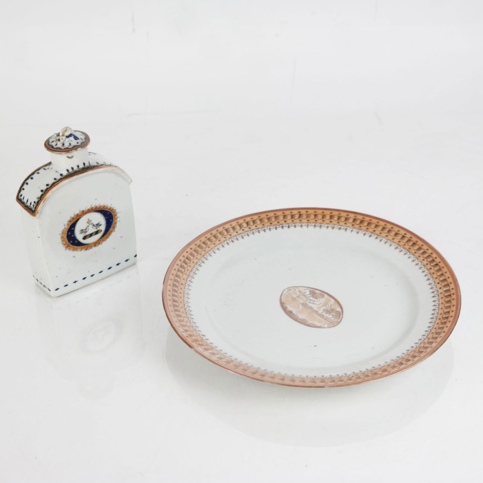 Two Chinese Export Porcelain Items (1 of 8)