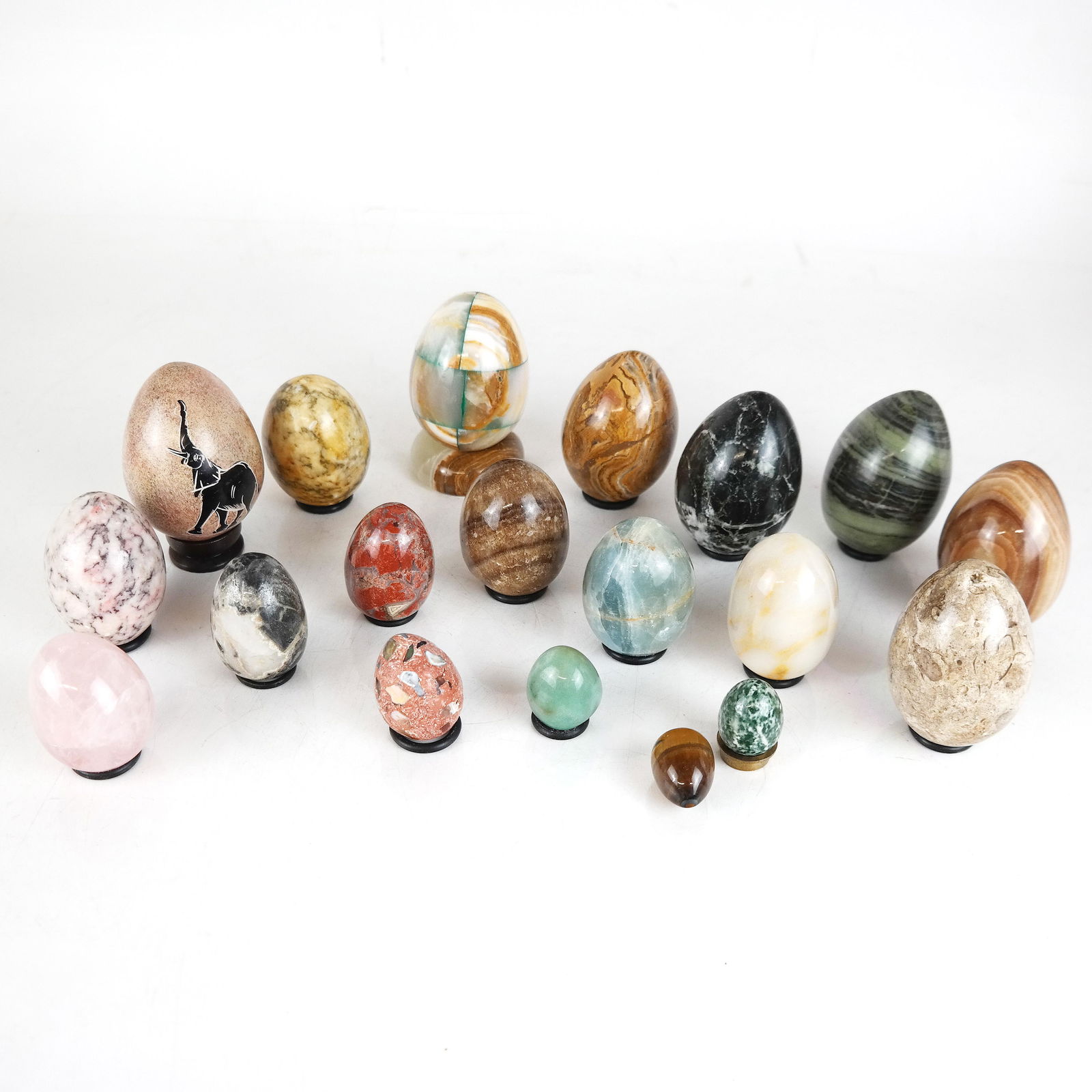 Group of Specimen Marble Eggs (1 of 15)