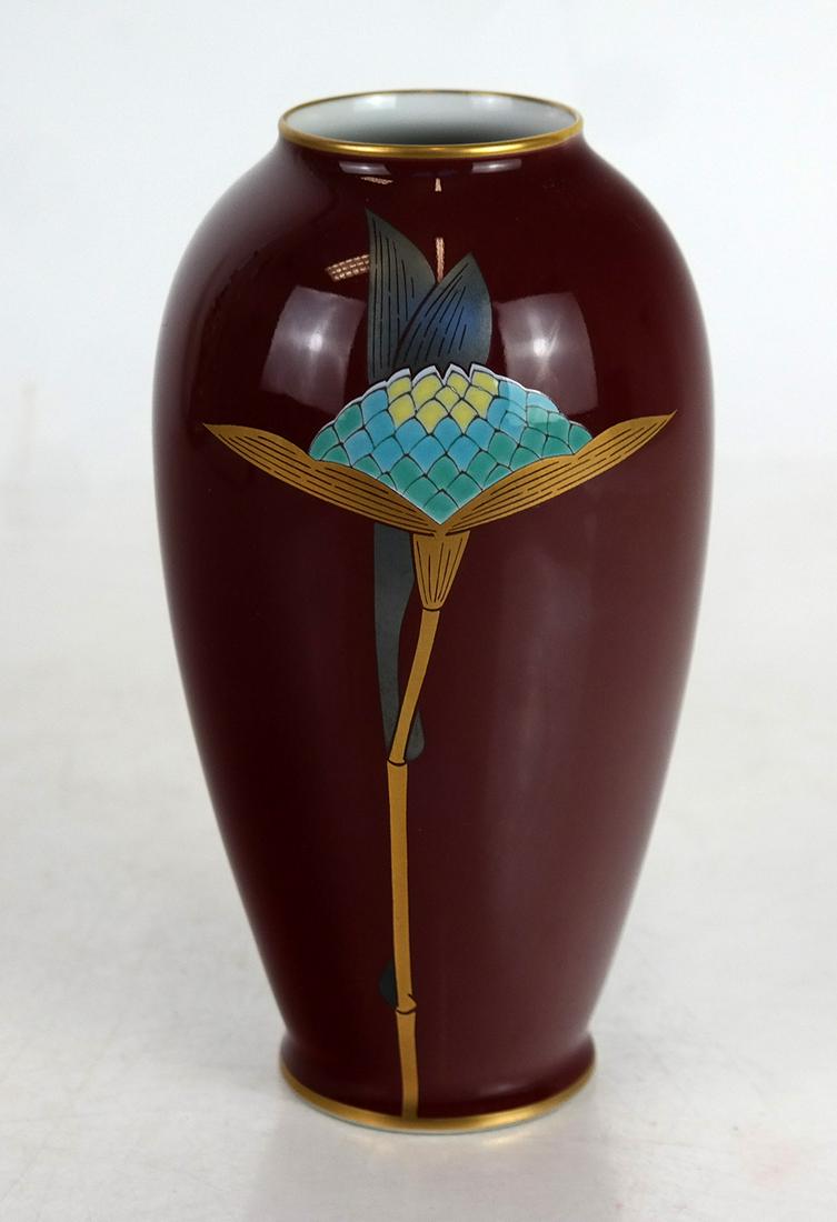 Japanese Painted Porcelain Vase (1 of 7)