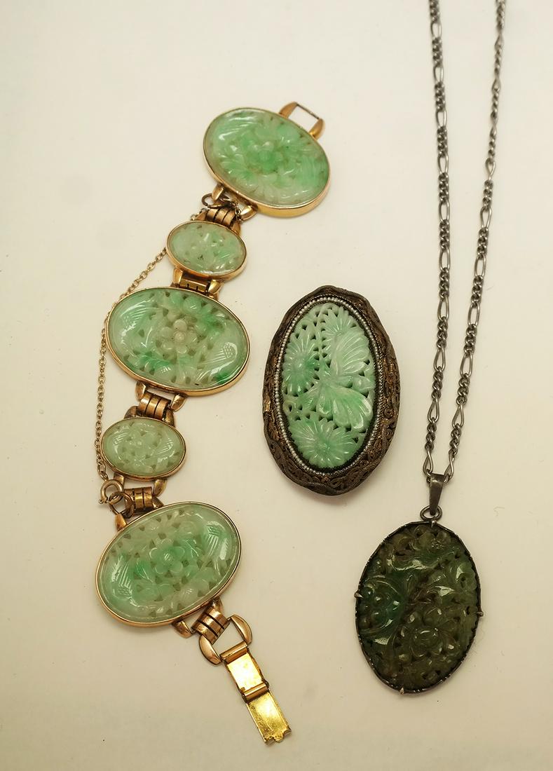 Group of Chinese Carved Jade Jewelry (1 of 8)