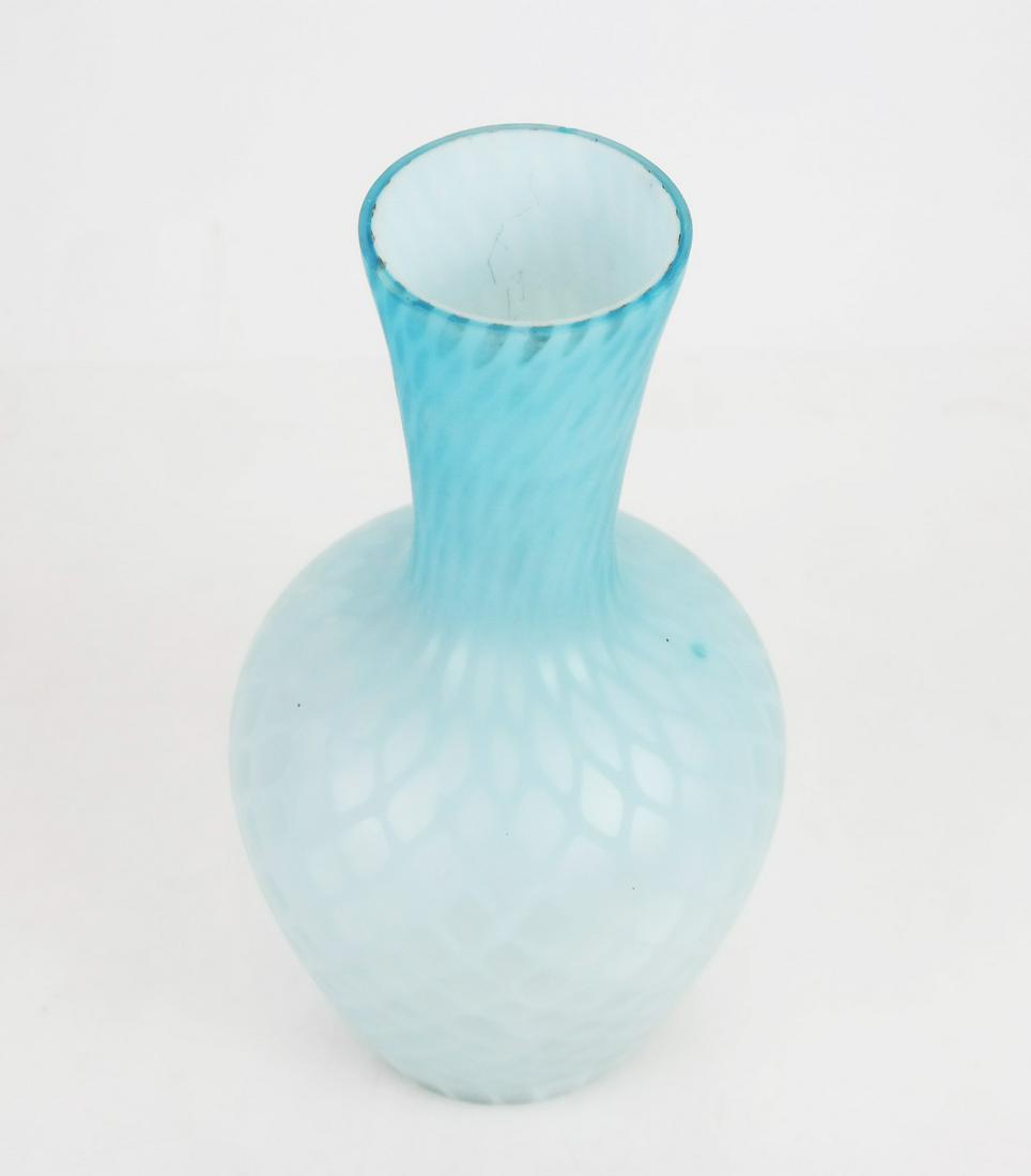 Diamond Quilted Mother-of-Pearl Satin Glass Vase (1 of 6)