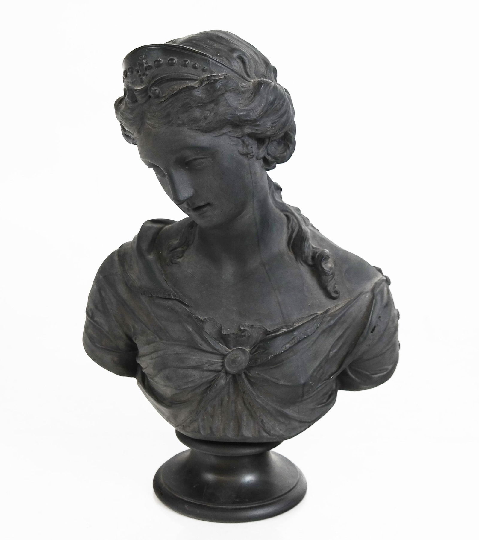 Wedgwood English Black Basalt Bust of Venus: Wedgwood English black basalt bust of Venus, marked to back and base. [10 3/4" H x 8" Diam.]. Light dust and abrasions.