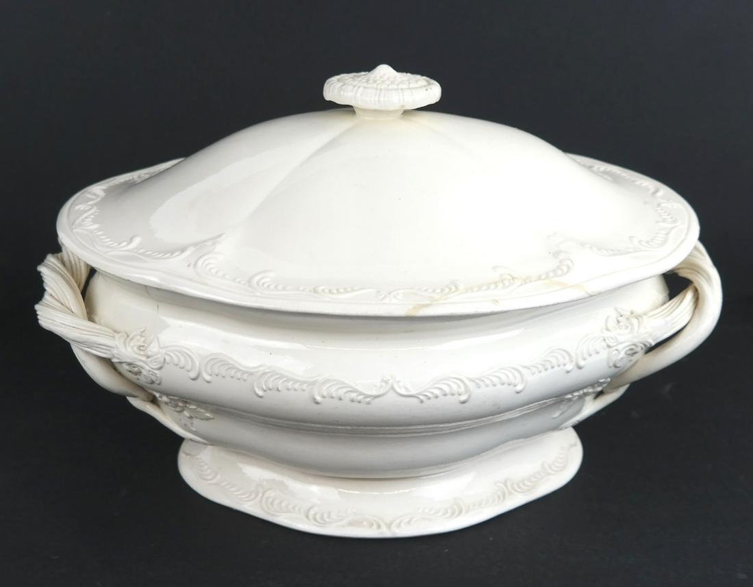 Creamware Tureen & Cover (1 of 10)