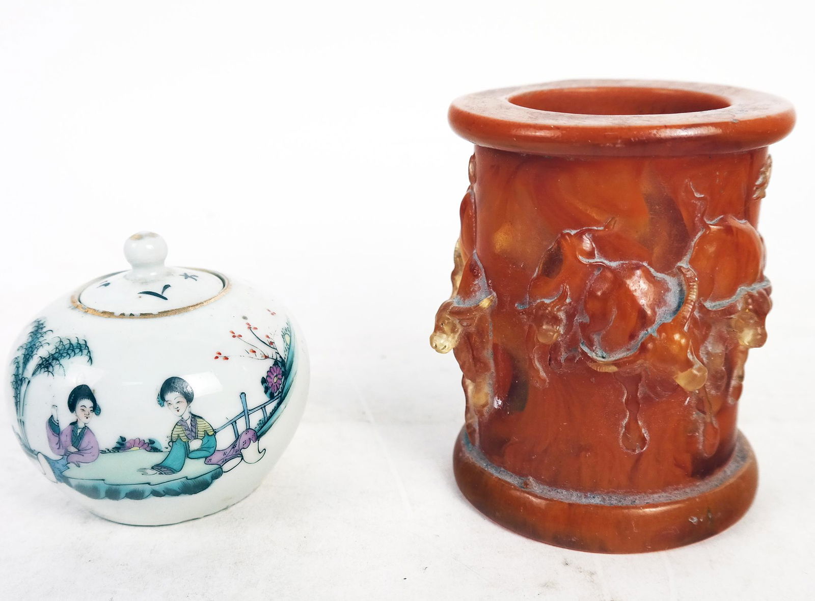 Two Chinese Decorated Vessels (1 of 8)