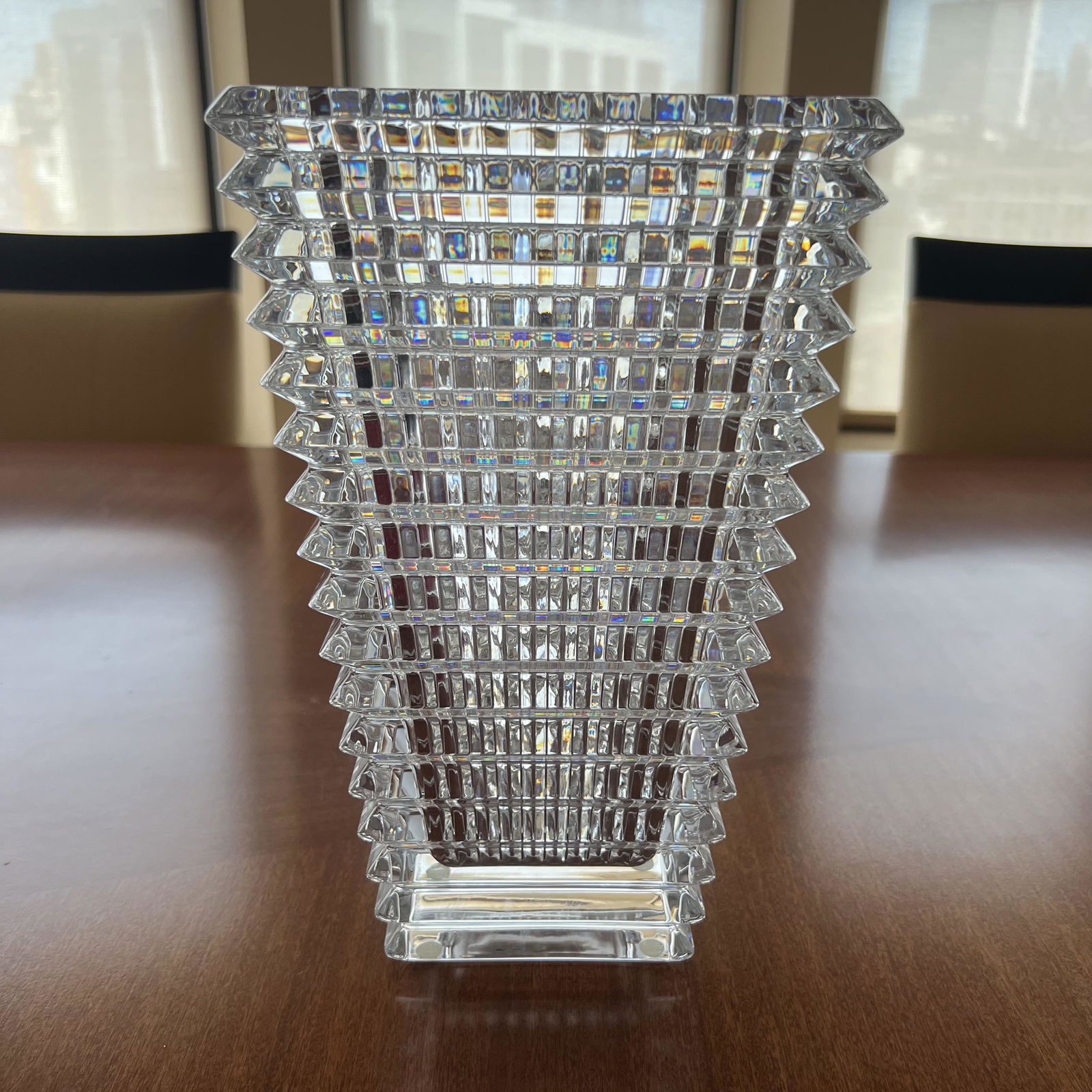 Baccarat Eye Vase with Box (1 of 8)