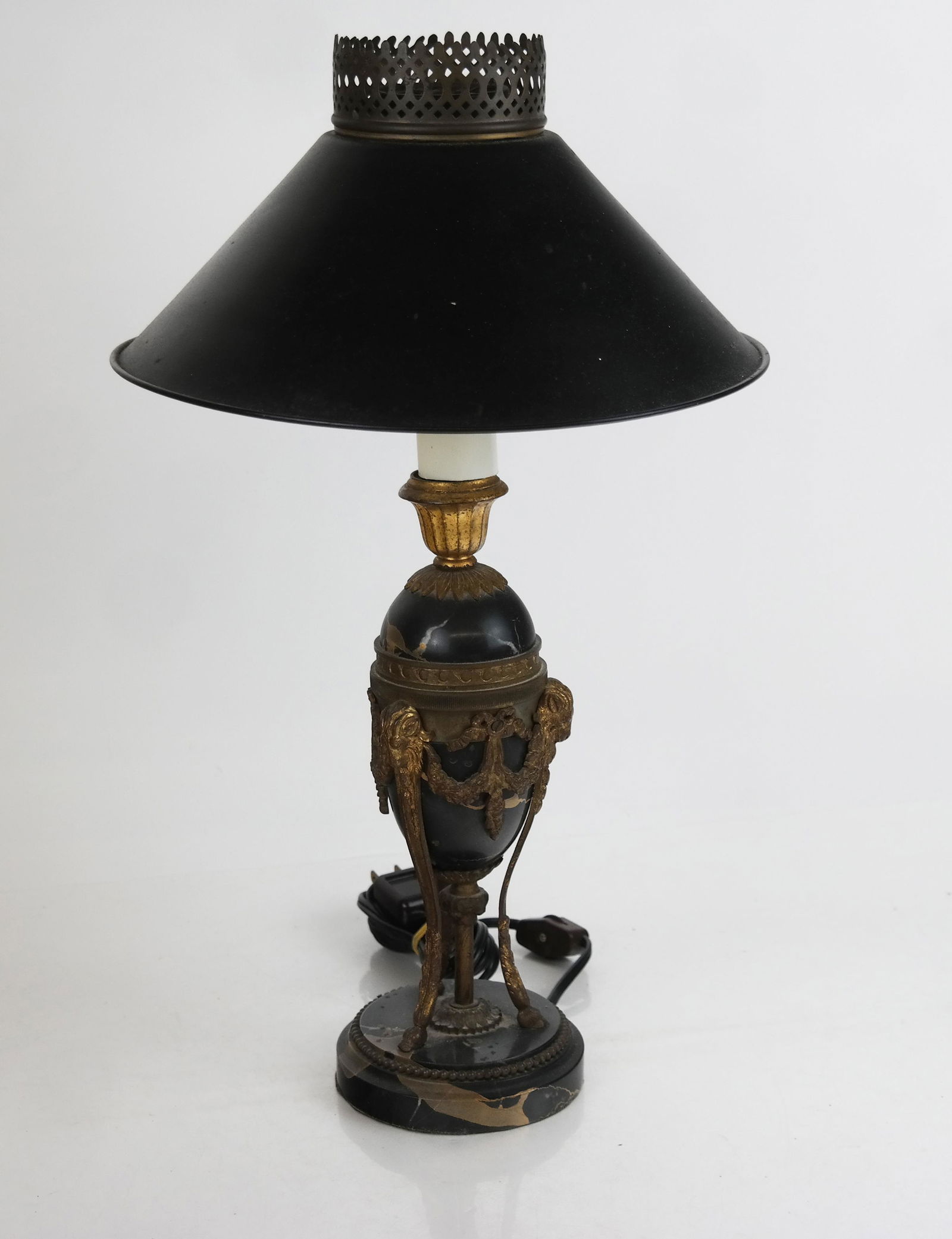 Neoclassical-Style Bronze & Marble Lamp (1 of 11)