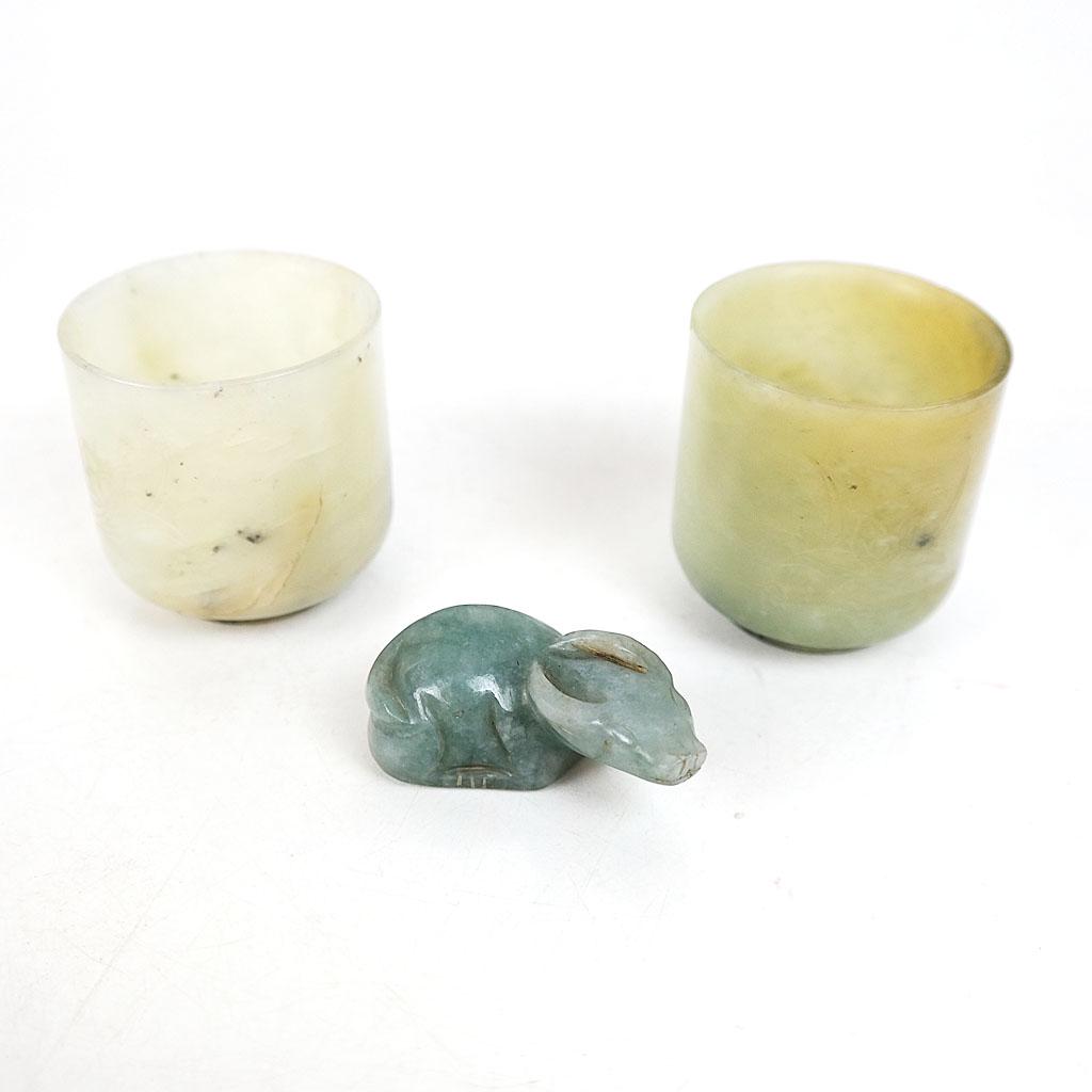2 Asian Hardstone Cups & Jadeite Water Buffalo (1 of 7)