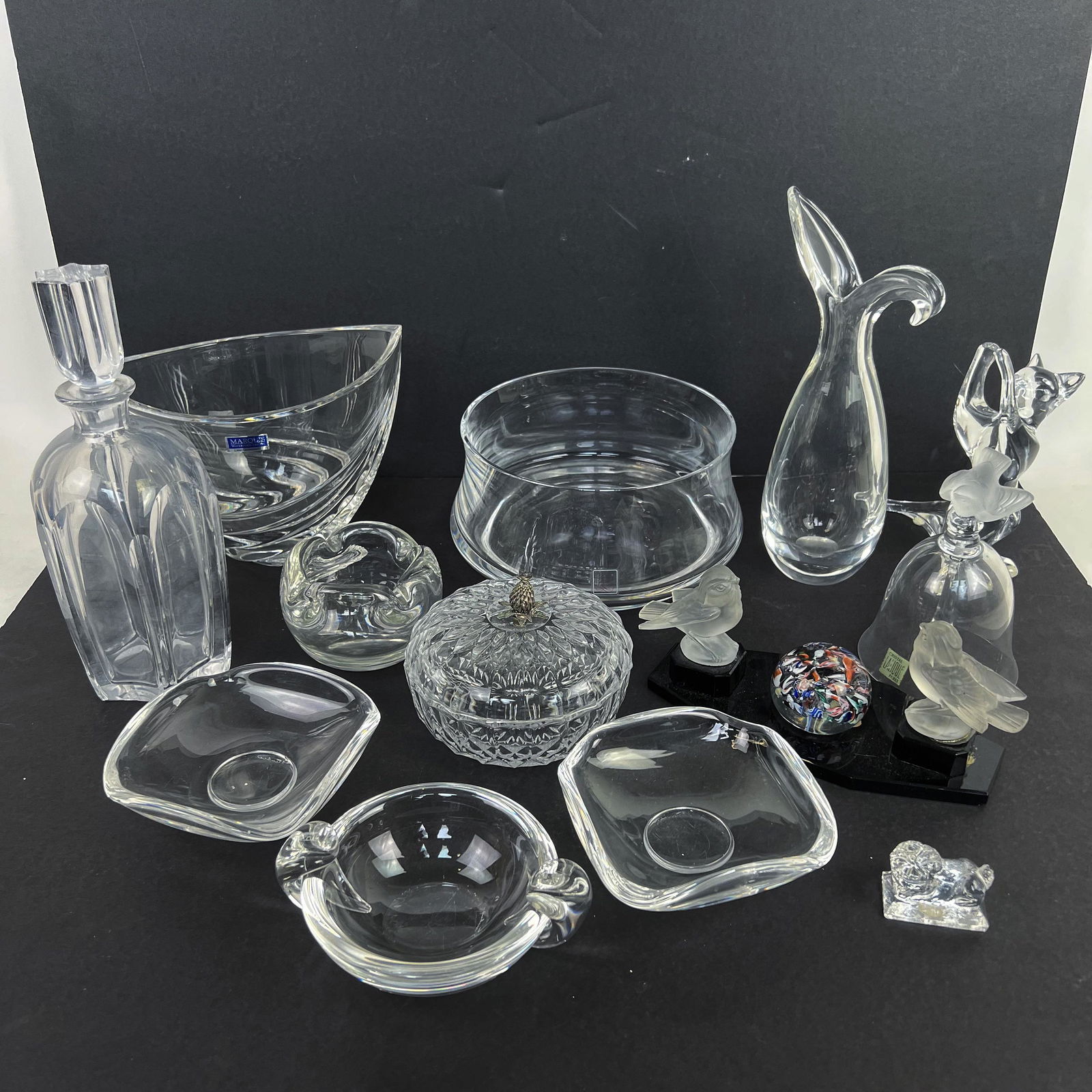 Assembled Group of 12 Clear Glass Articles (1 of 10)