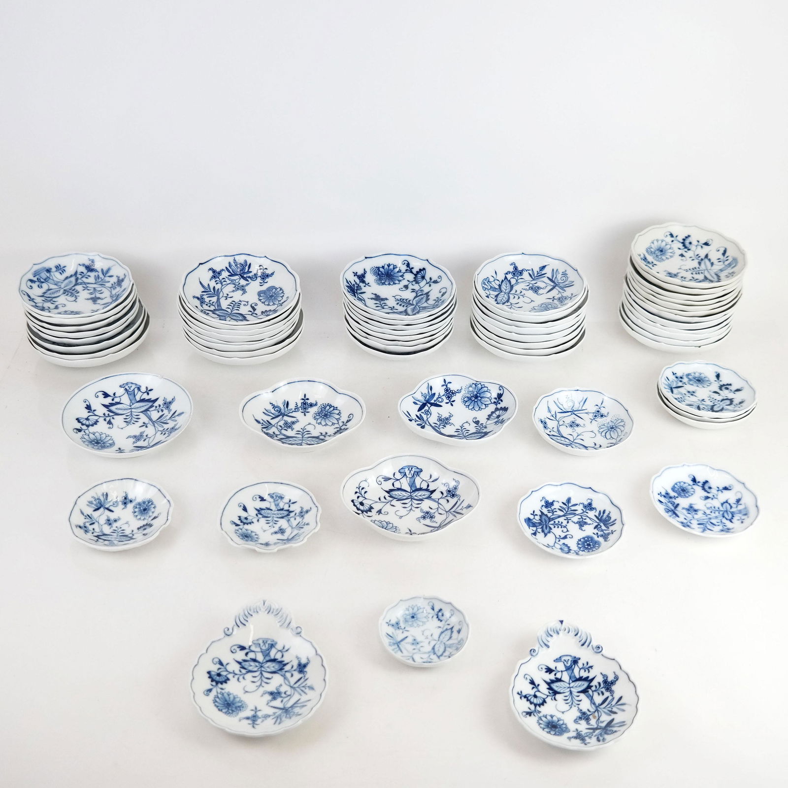 Meissen German Porcelain "Blue Onion" Dishes, 59 (1 of 9)